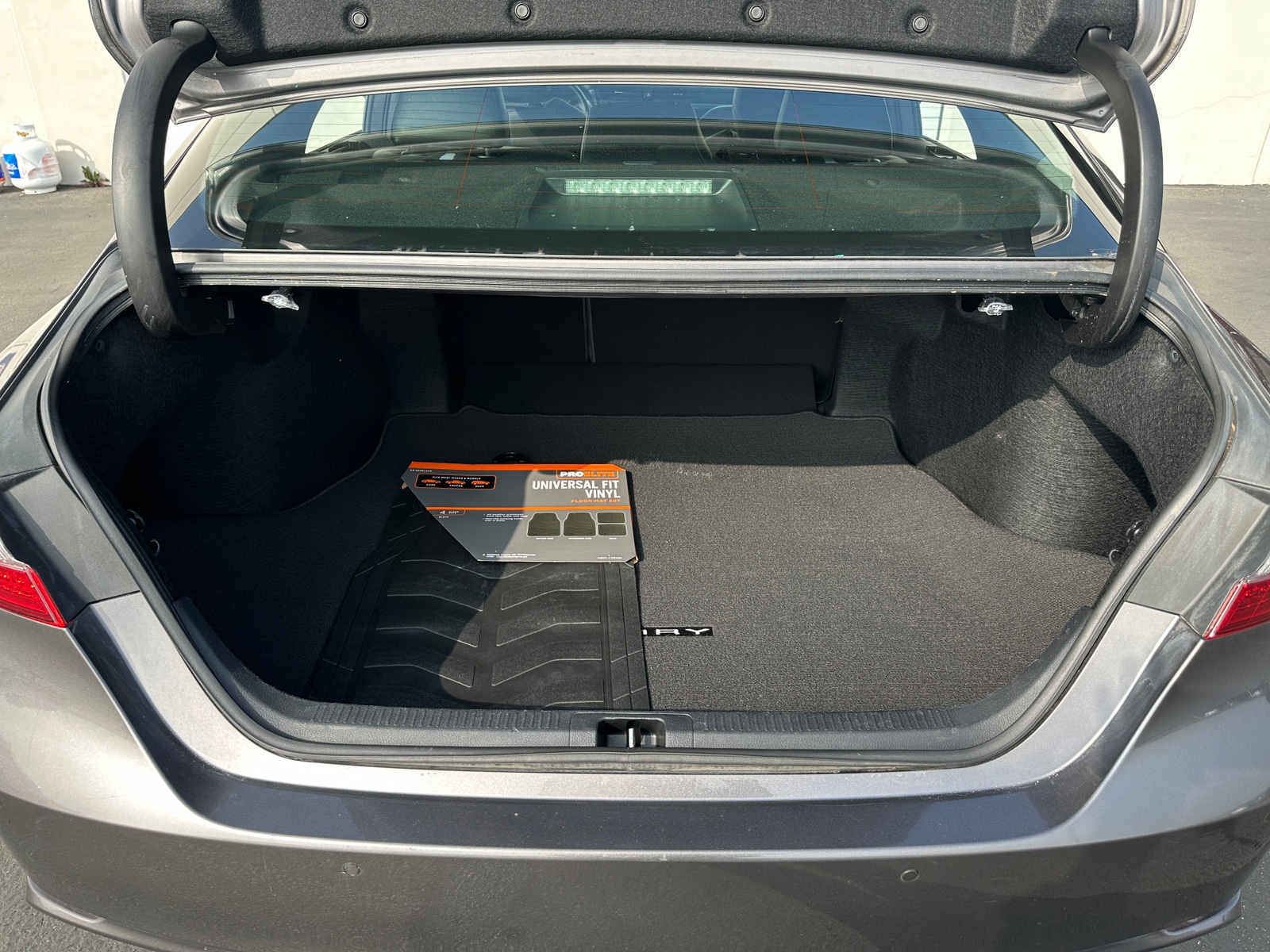 Thumbnail: 2018 Toyota Camry - 6