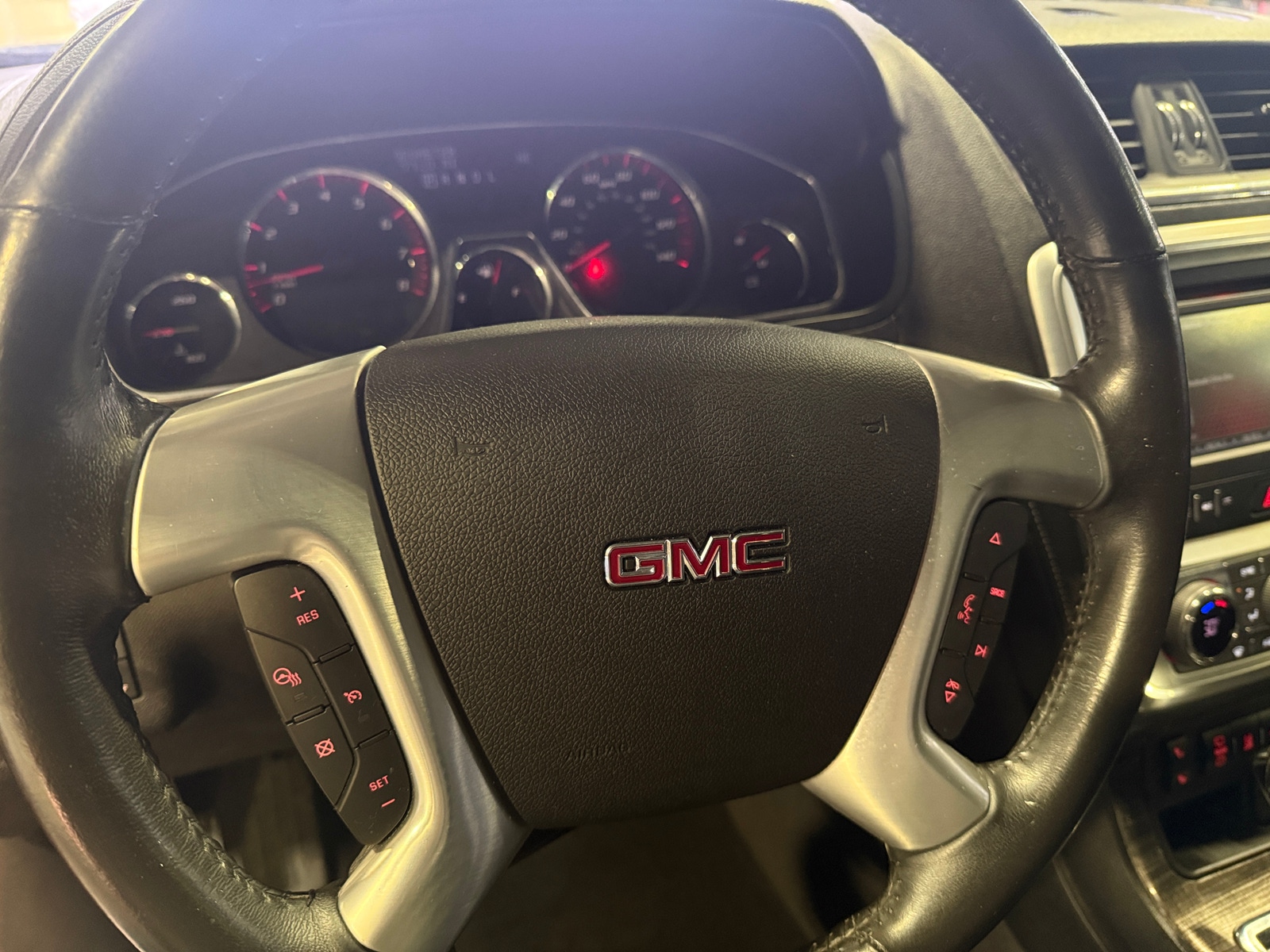 Thumbnail: 2017 GMC Acadia - 4