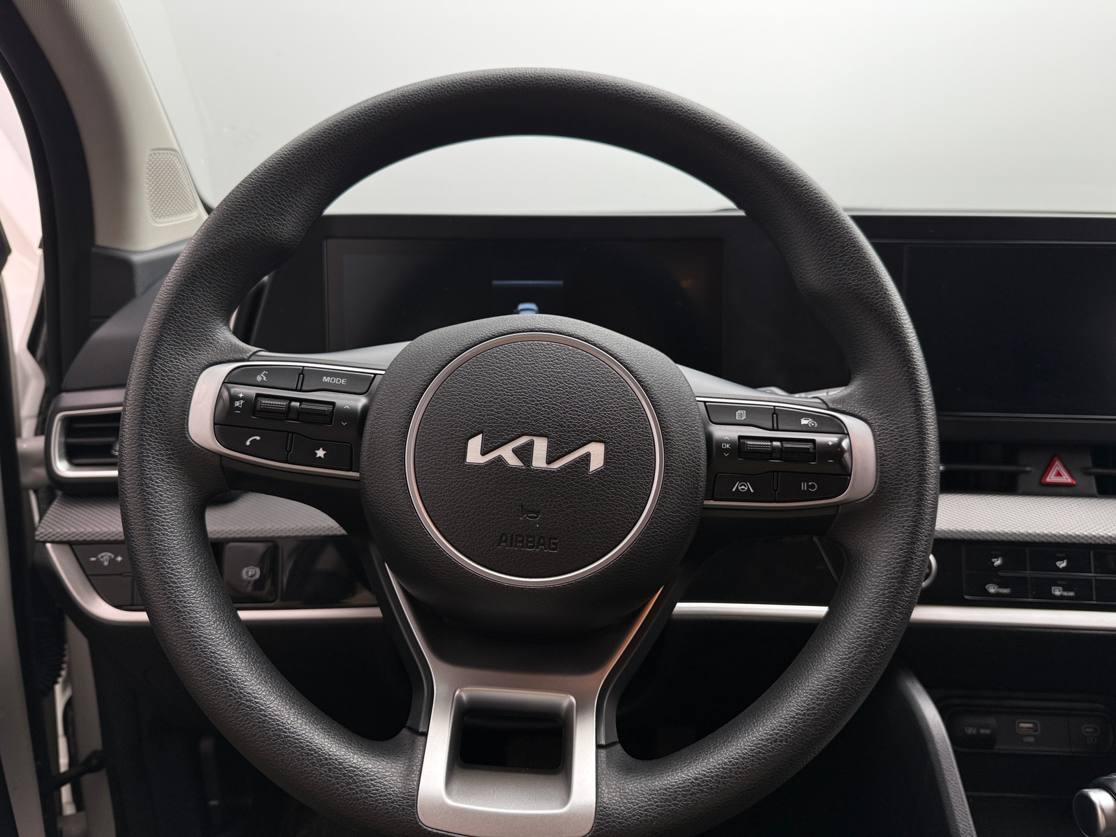 Thumbnail: 2024 Kia Sportage - 5