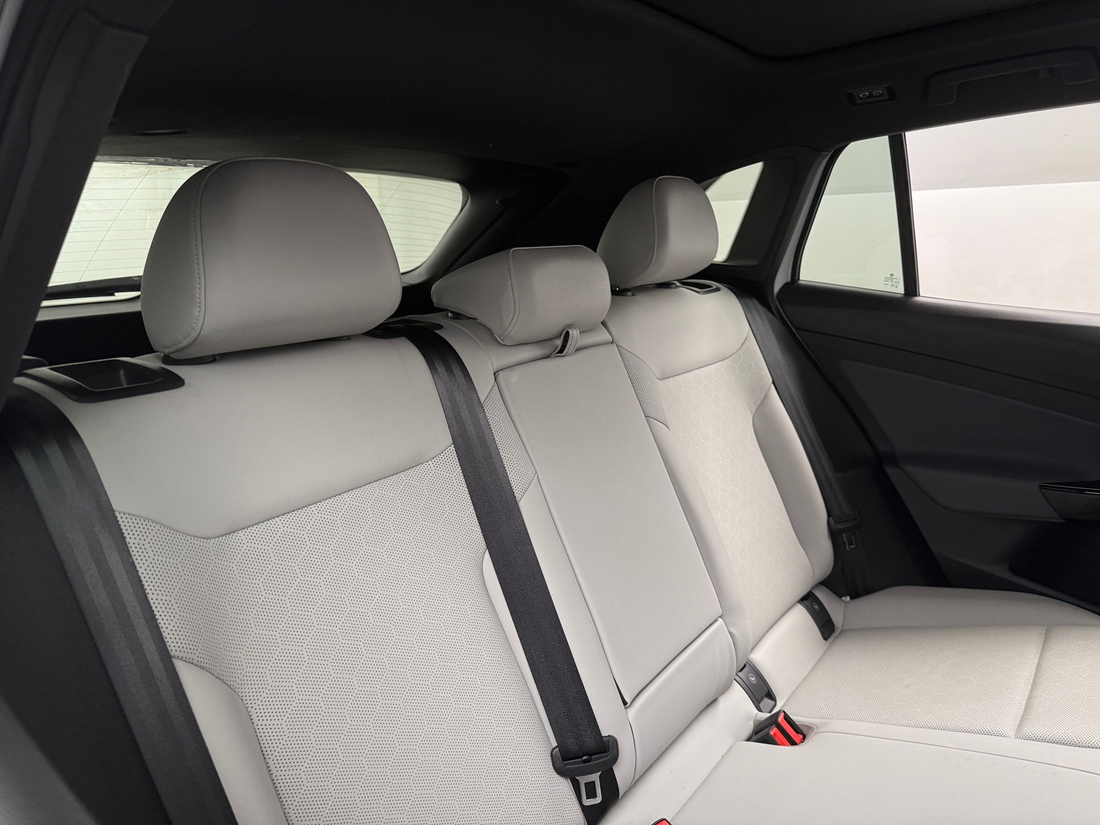 Thumbnail: 2021 Volkswagen ID.4 - 5