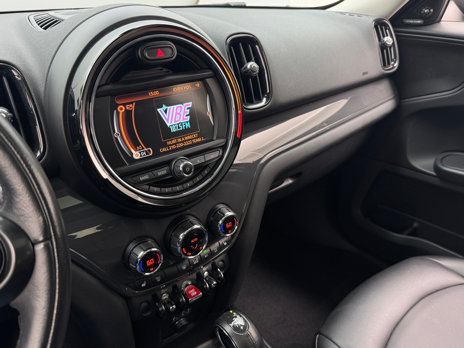 Thumbnail: 2017 MINI Cooper Countryman - 3