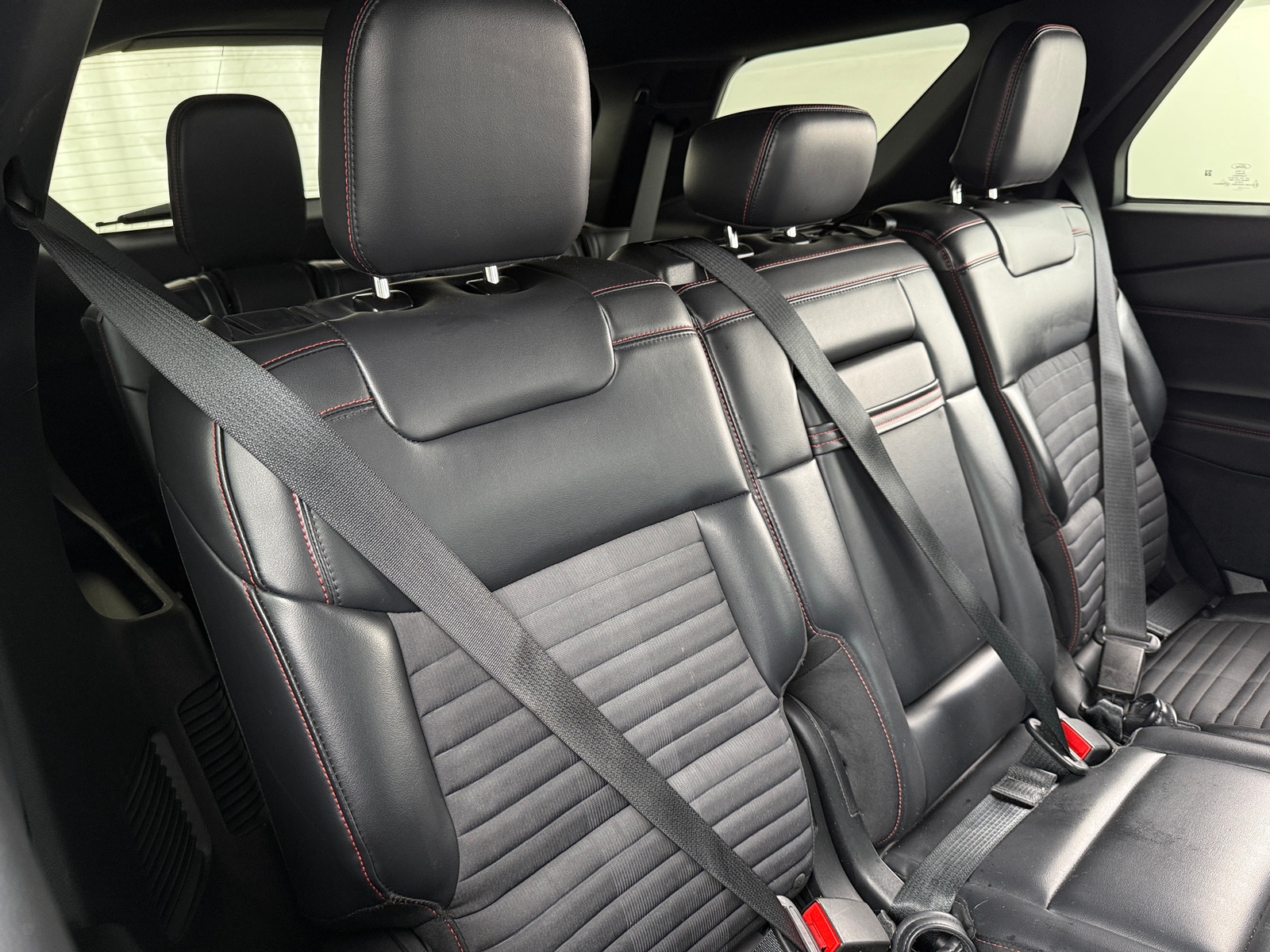 Thumbnail: 2025 Ford Explorer - 5