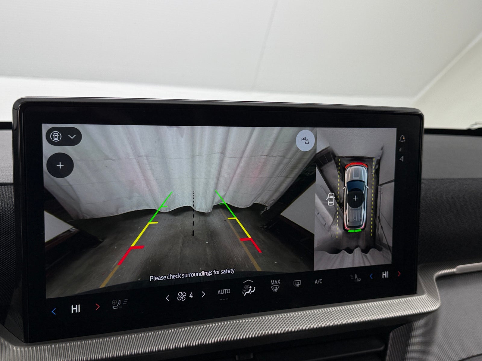 Thumbnail: 2025 Ford Explorer - 3