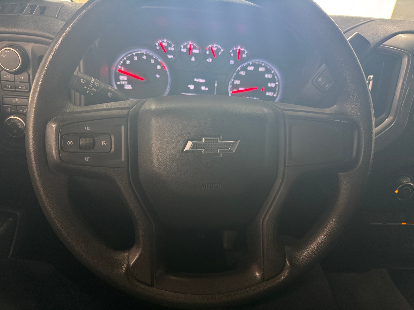 Thumbnail: 2021 Chevrolet Silverado 1500 - 5