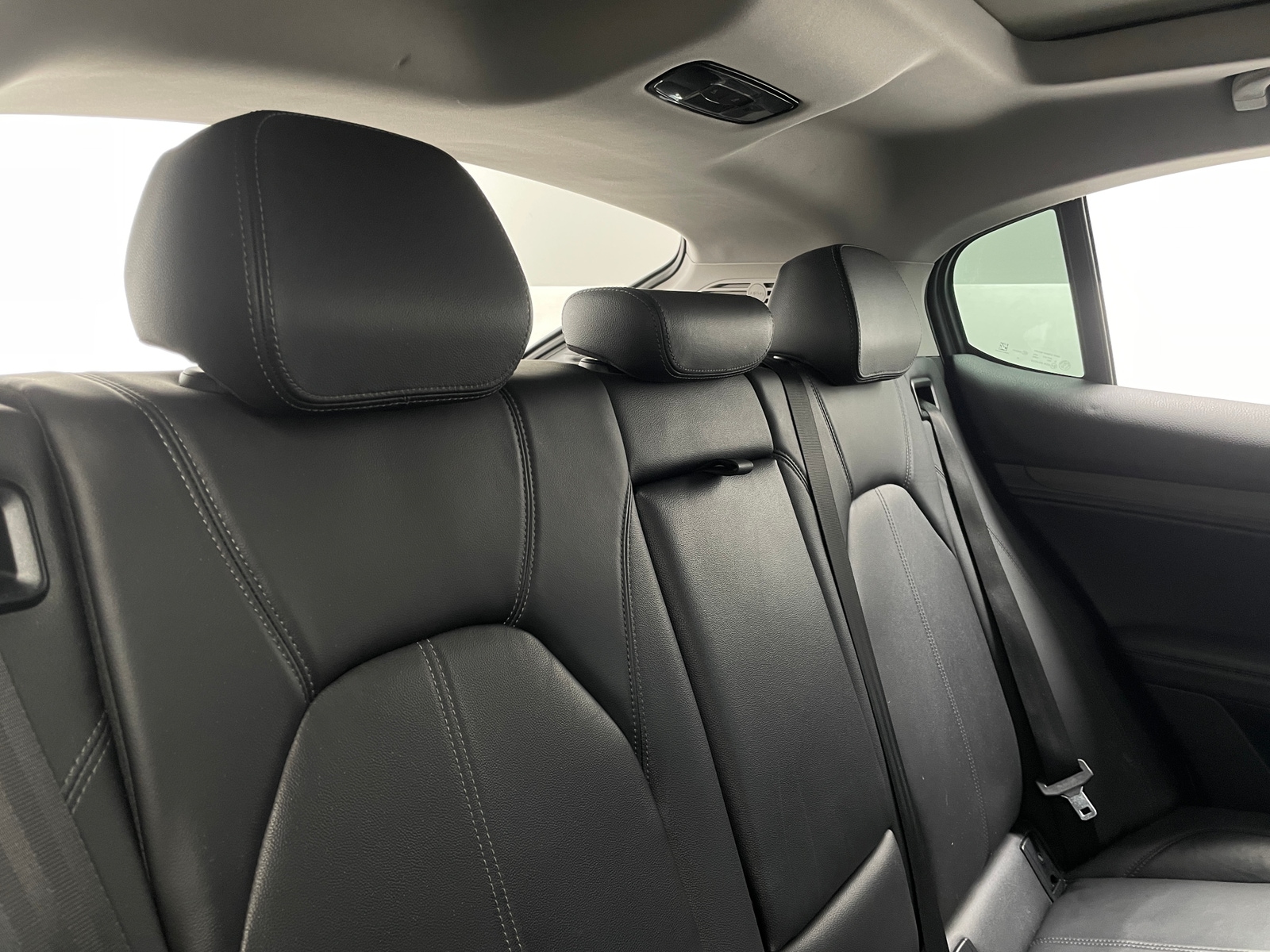 Thumbnail: 2021 Alfa Romeo Stelvio - 5