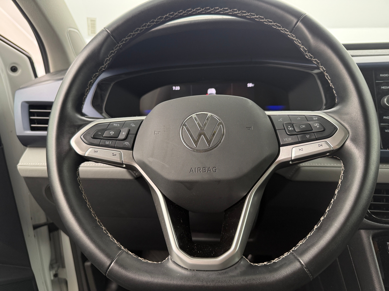 Thumbnail: 2024 Volkswagen Taos - 4