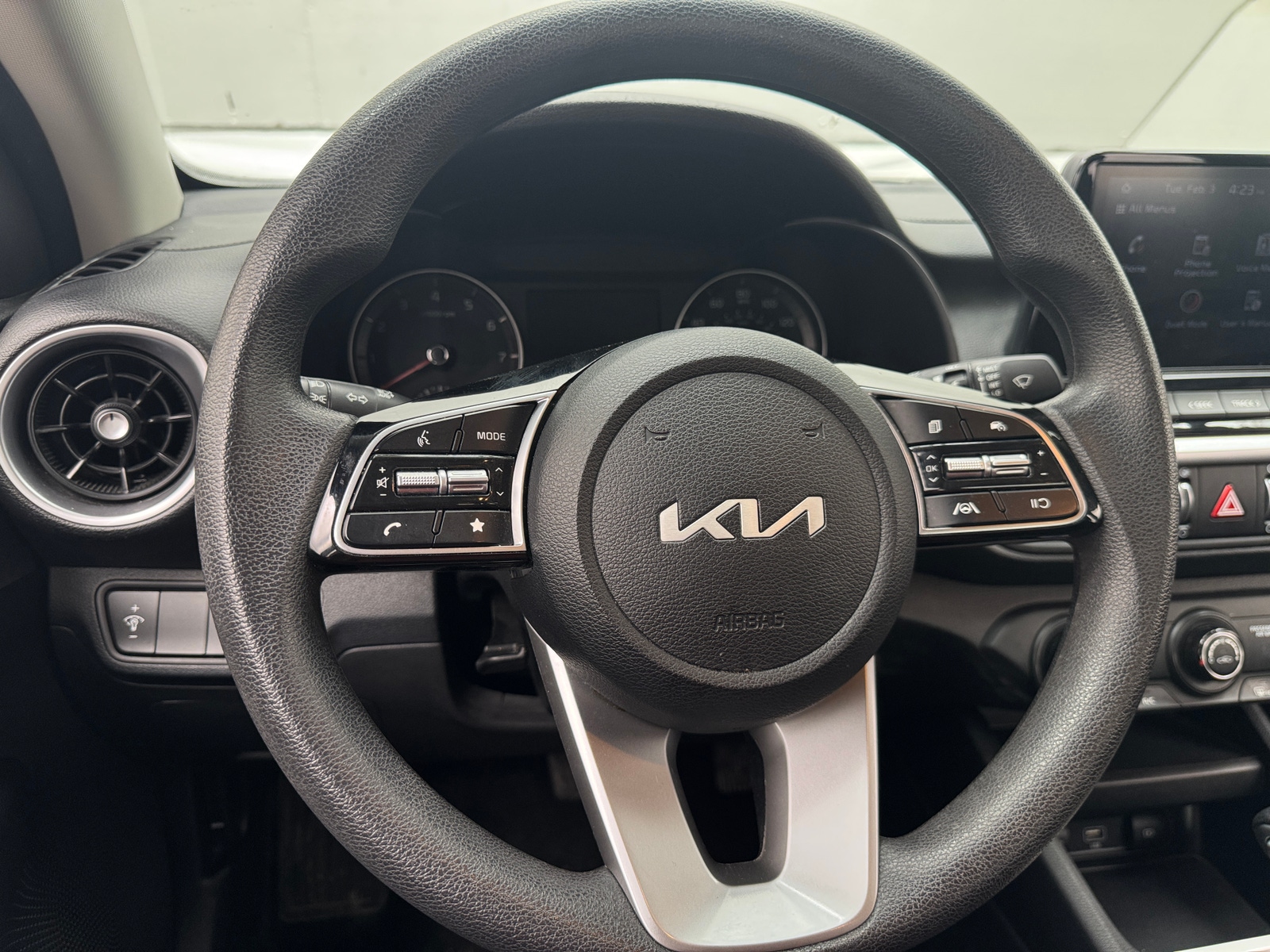 Thumbnail: 2024 Kia Forte - 5