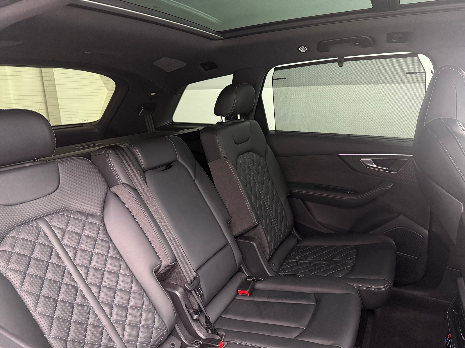 Thumbnail: 2021 Audi SQ7 - 5