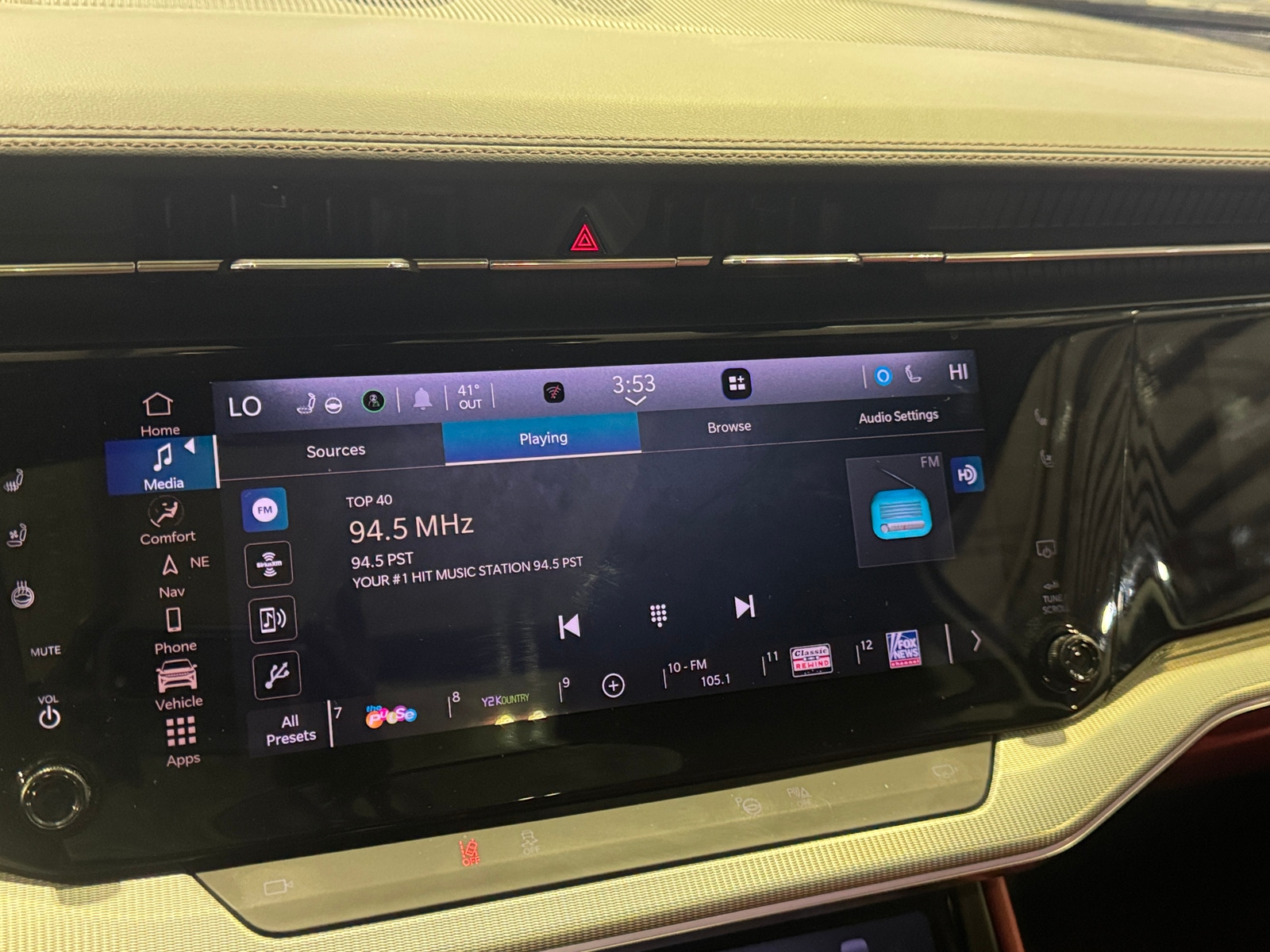 Thumbnail: 2024 Jeep Wagoneer S - 3