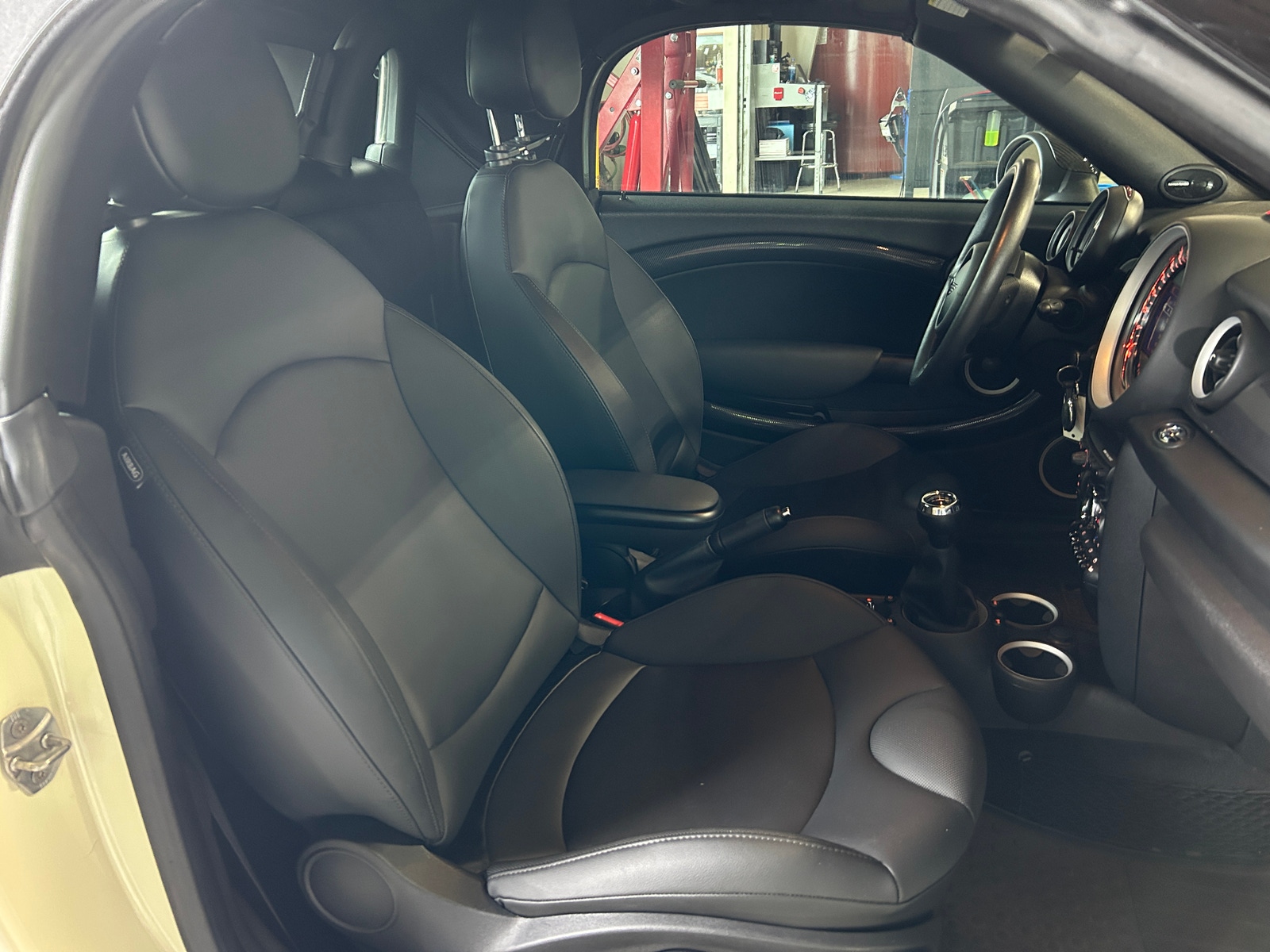 Thumbnail: 2015 MINI Cooper Roadster - 2