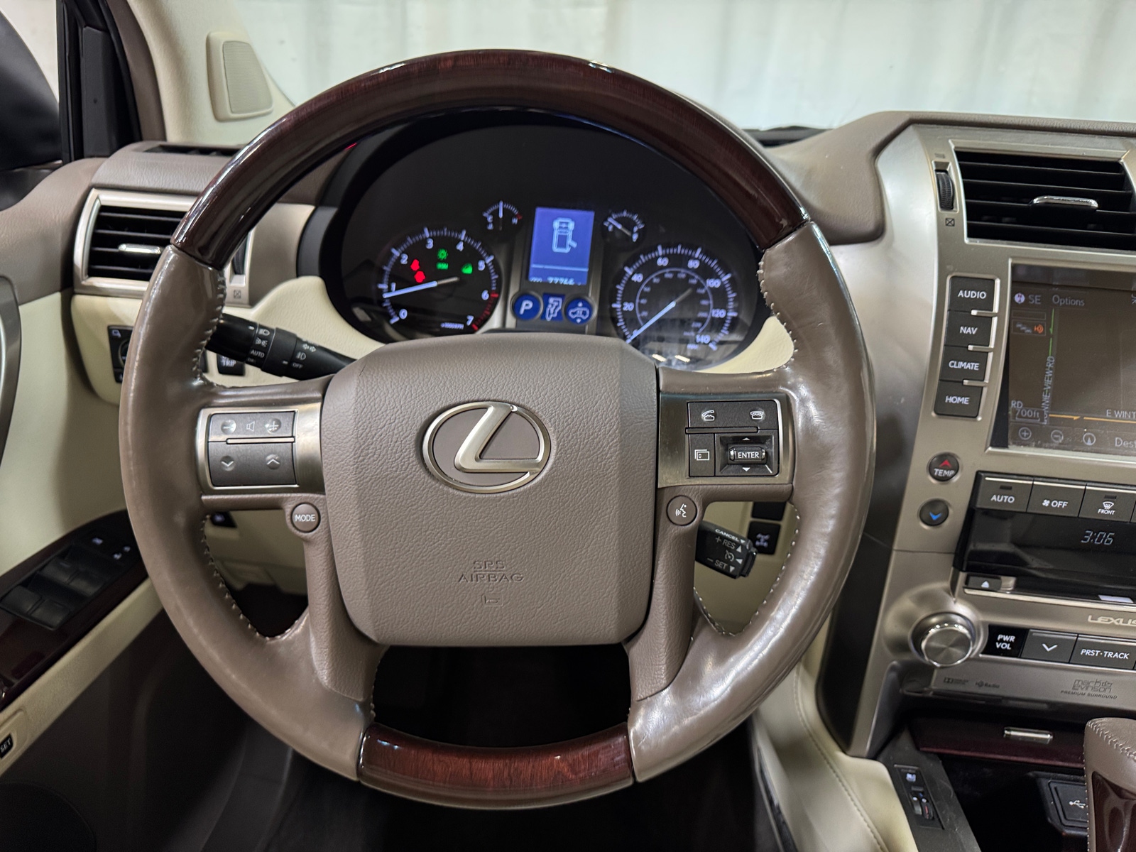 Thumbnail: 2018 Lexus GX - 4