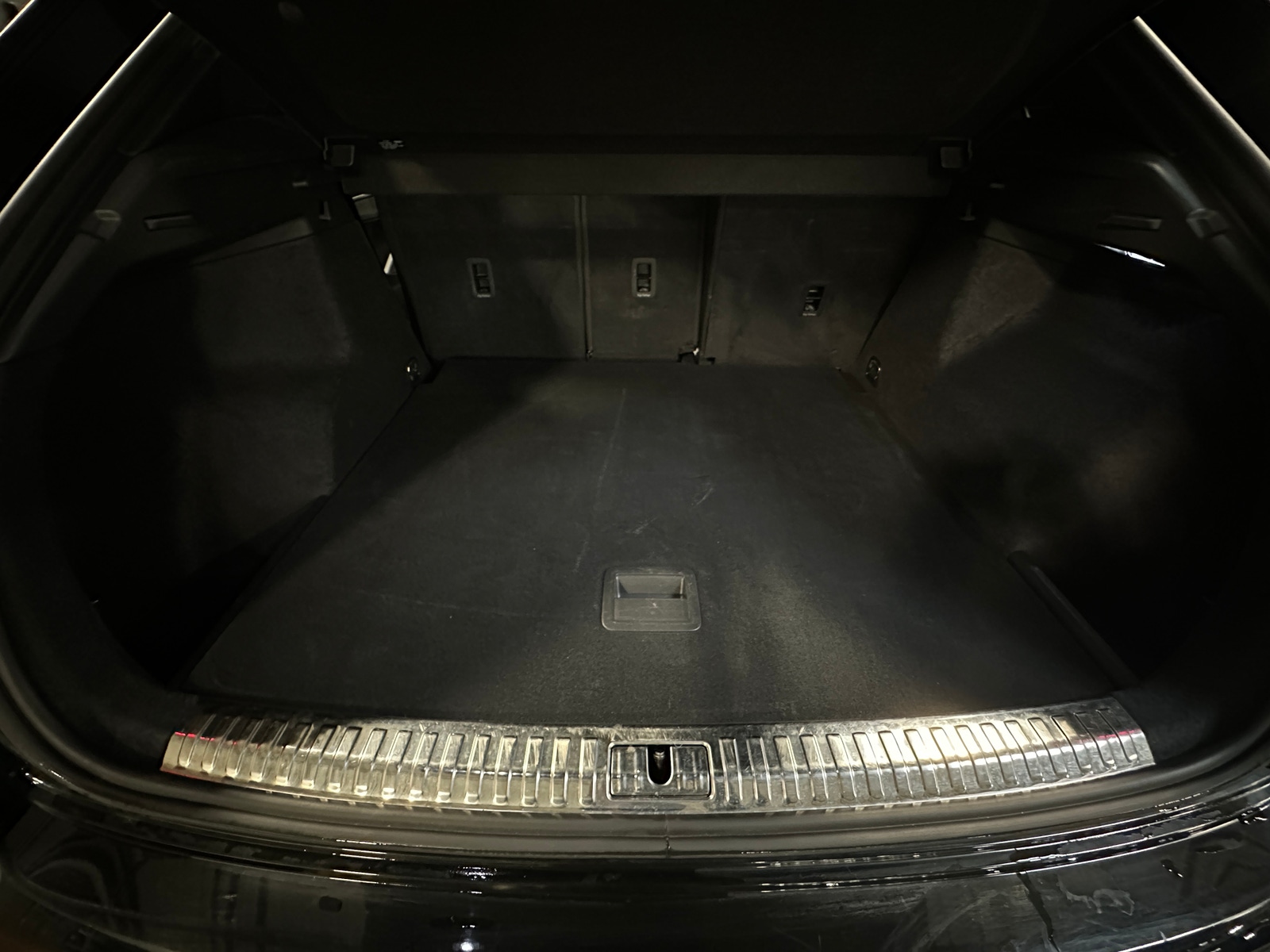 Thumbnail: 2025 Audi Q3 - 6