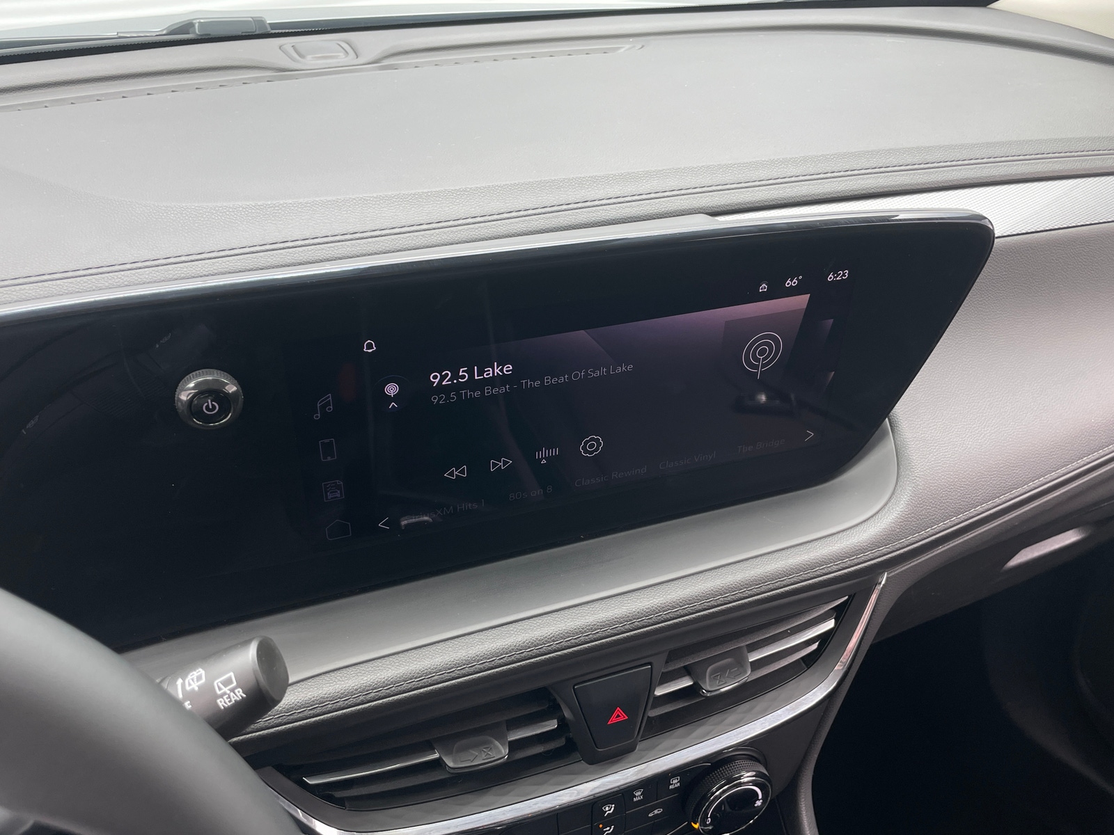 Thumbnail: 2025 Buick Encore GX - 4