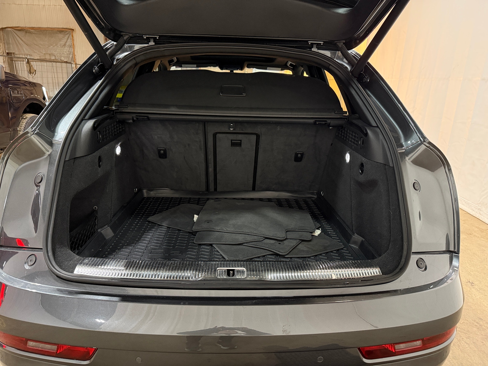 Thumbnail: 2018 Audi Q3 - 6