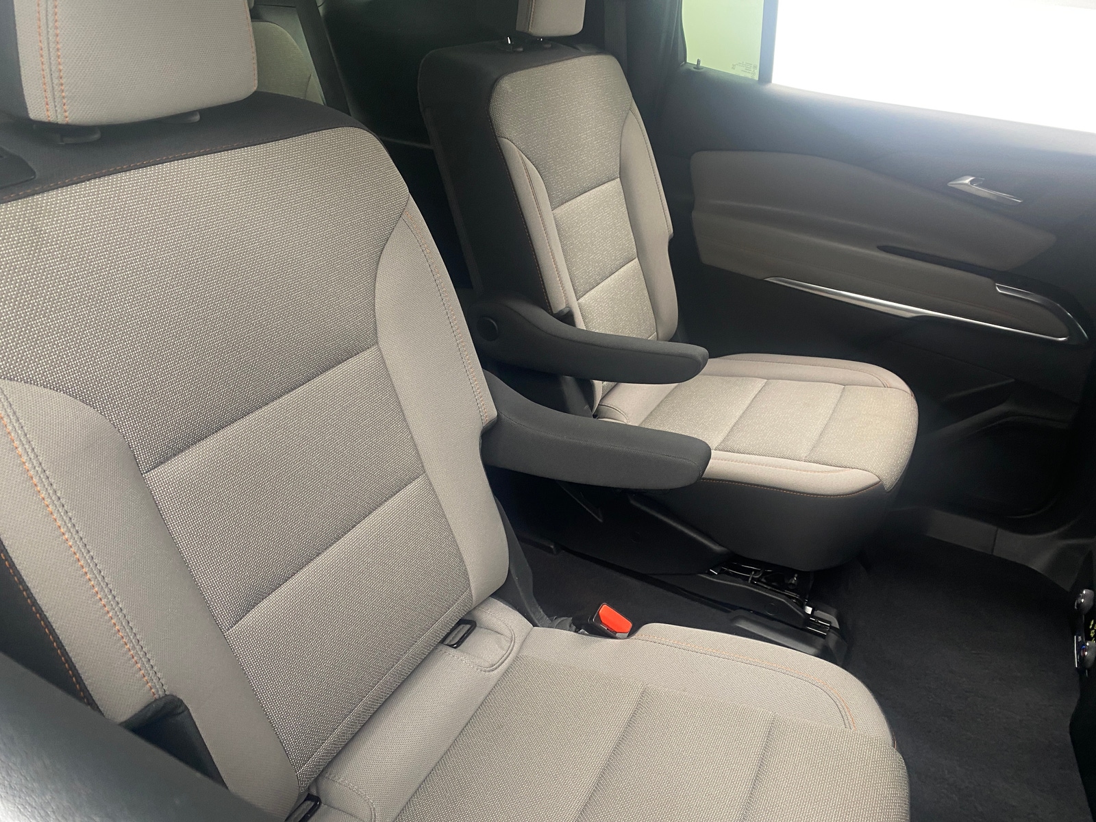 Thumbnail: 2025 Chevrolet Traverse - 6