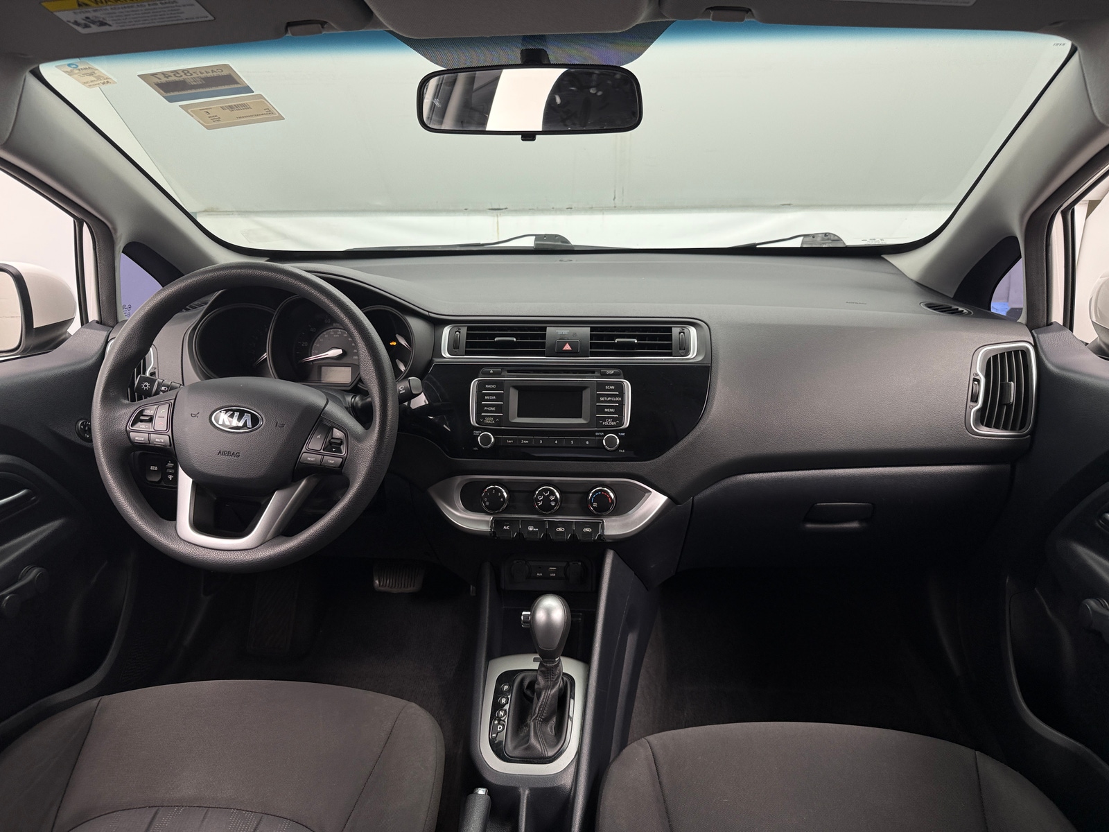 Thumbnail: 2016 Kia Rio - 3