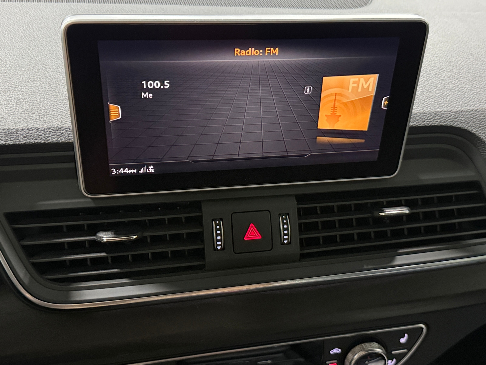 Thumbnail: 2020 Audi Q5 - 3