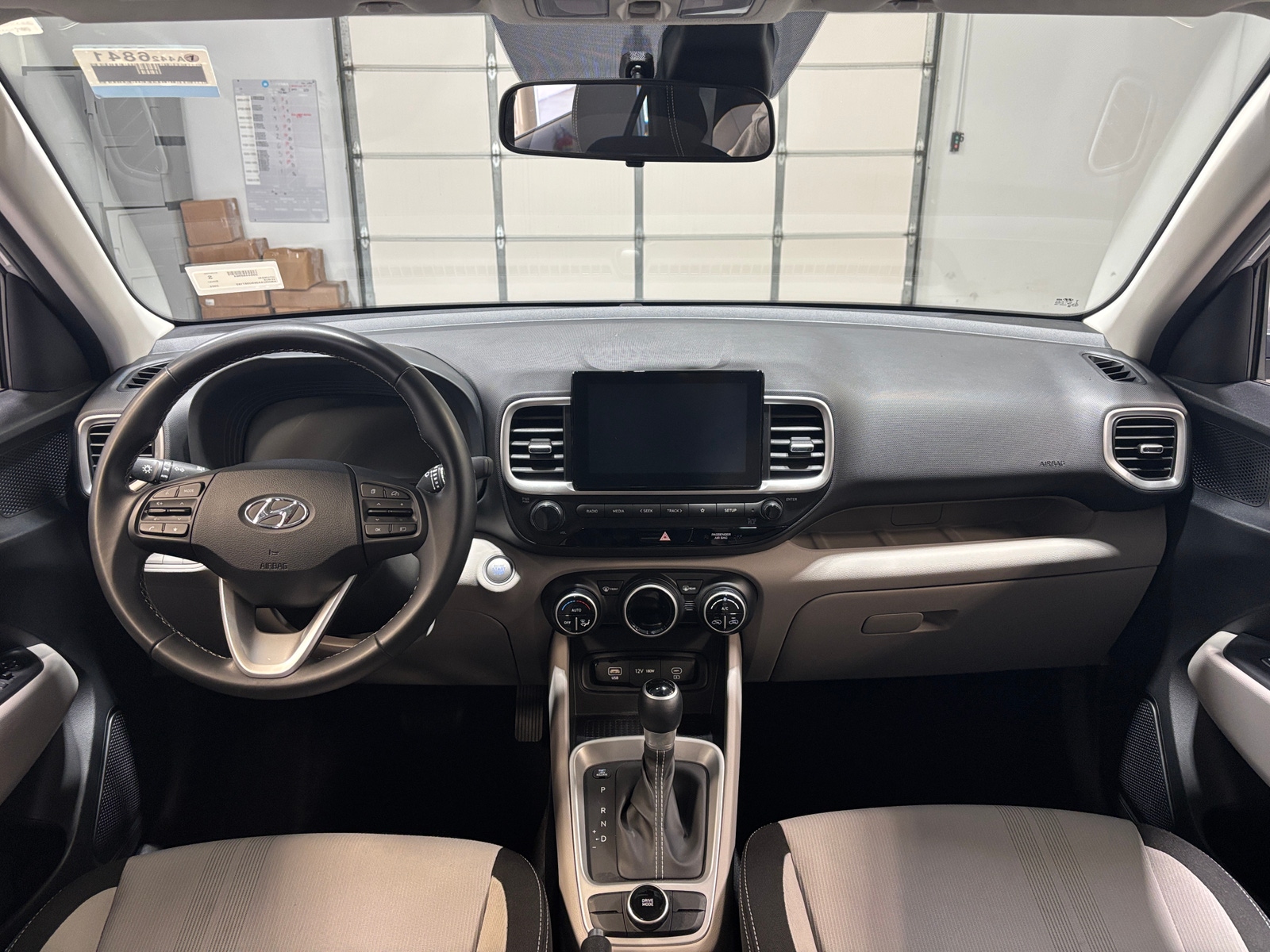 Thumbnail: 2025 Hyundai Venue - 3