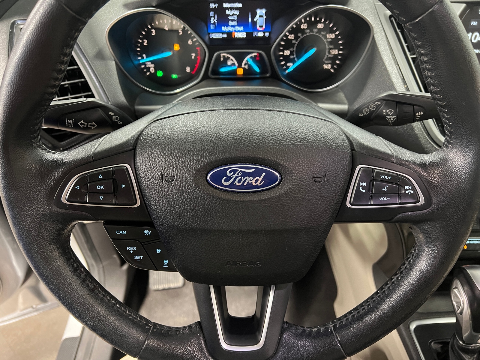 Thumbnail: 2019 Ford Escape - 4