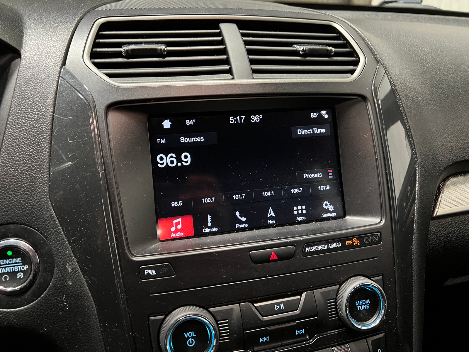 Thumbnail: 2019 Ford Explorer - 3