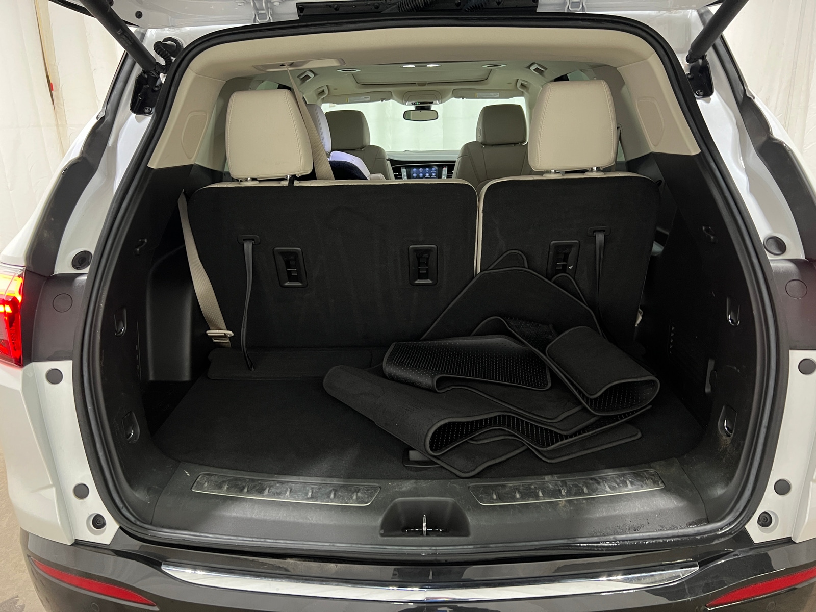 Thumbnail: 2022 Buick Enclave - 6