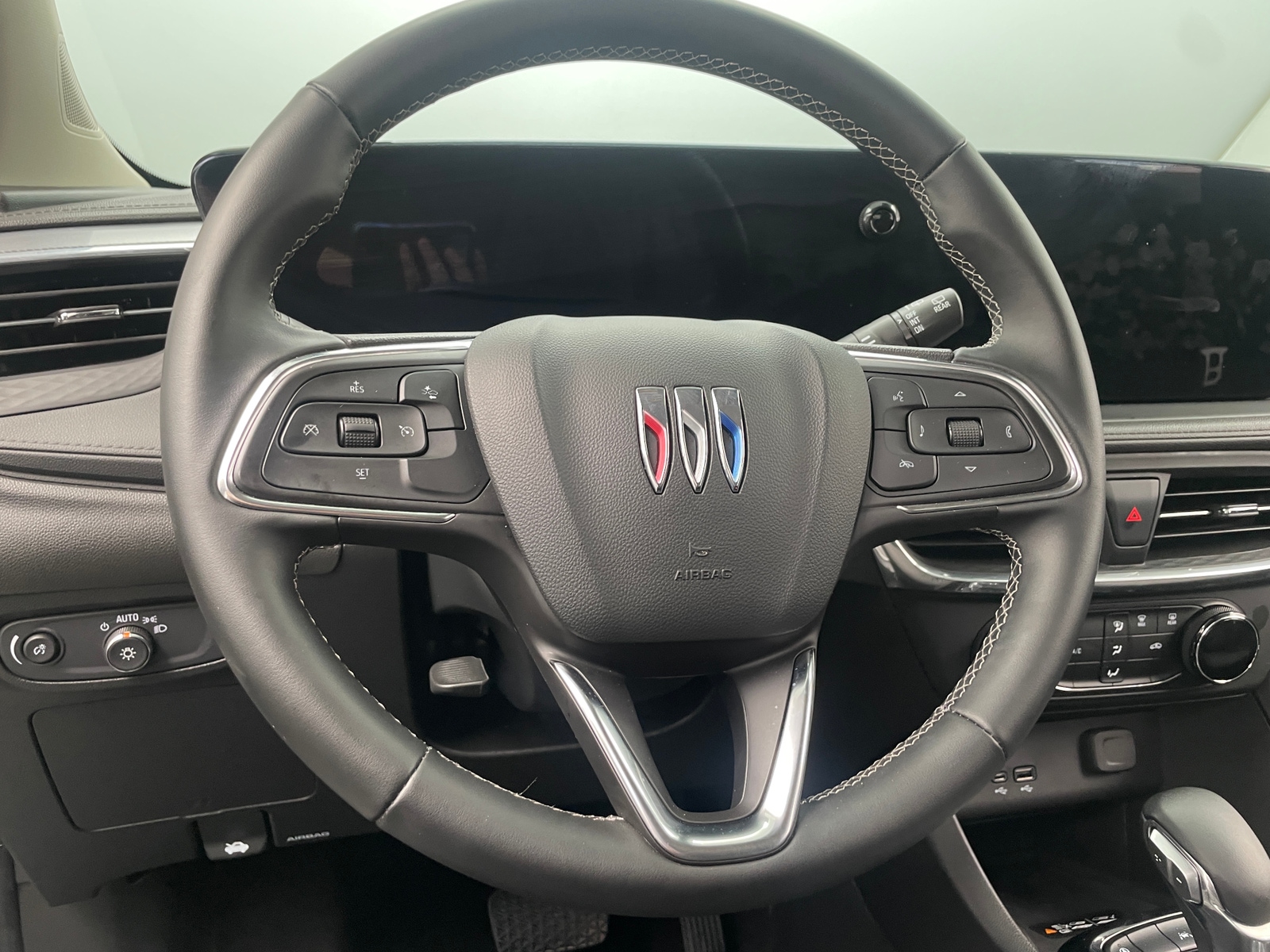 Thumbnail: 2024 Buick Encore GX - 5