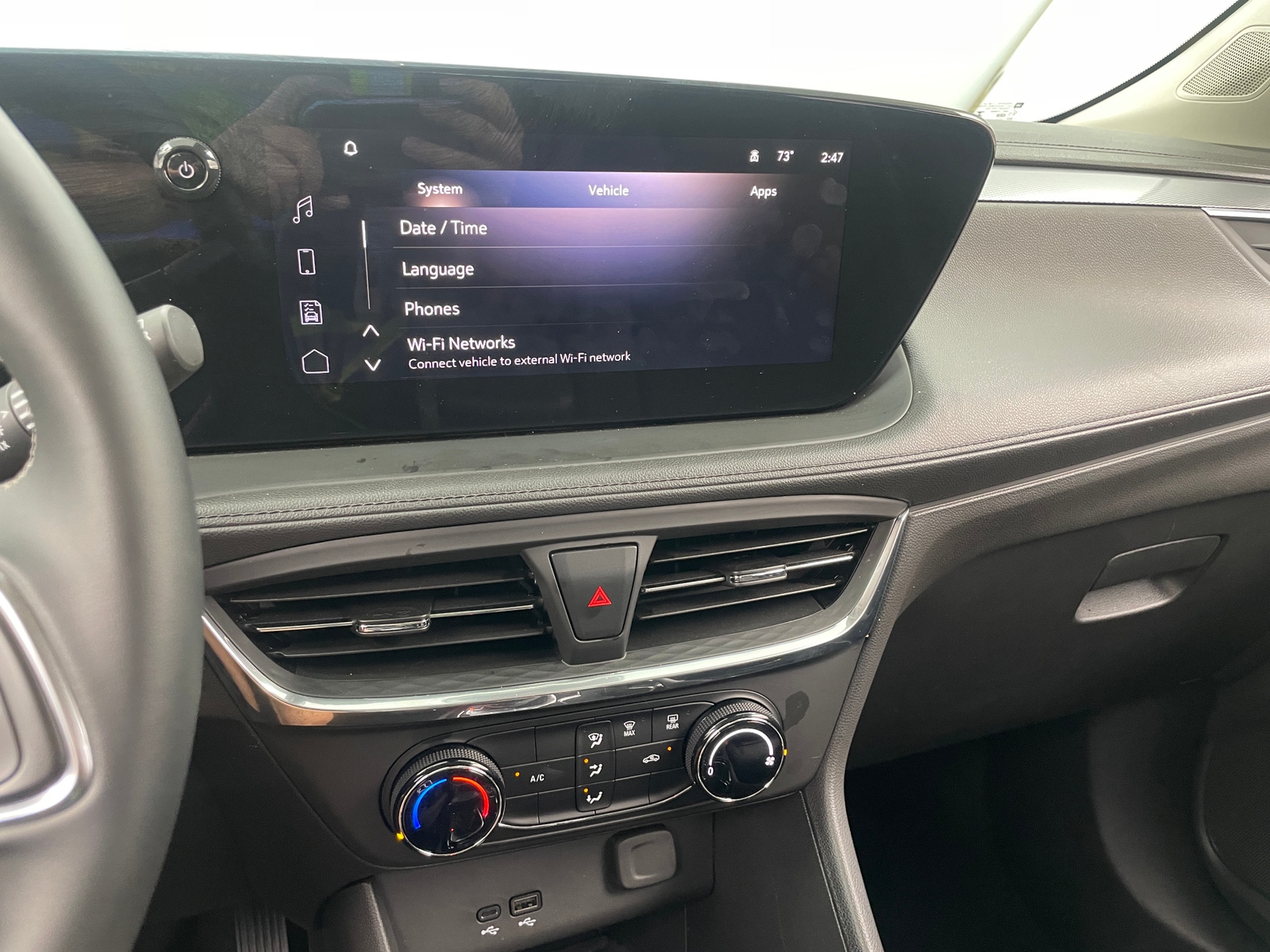 Thumbnail: 2024 Buick Encore GX - 4