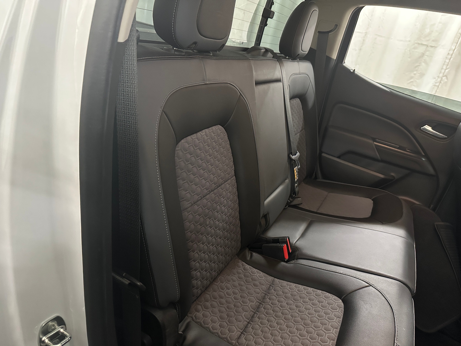 Thumbnail: 2016 Chevrolet Colorado - 6