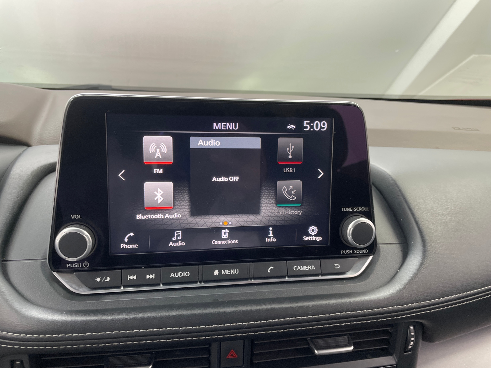 Thumbnail: 2023 Nissan Rogue - 4