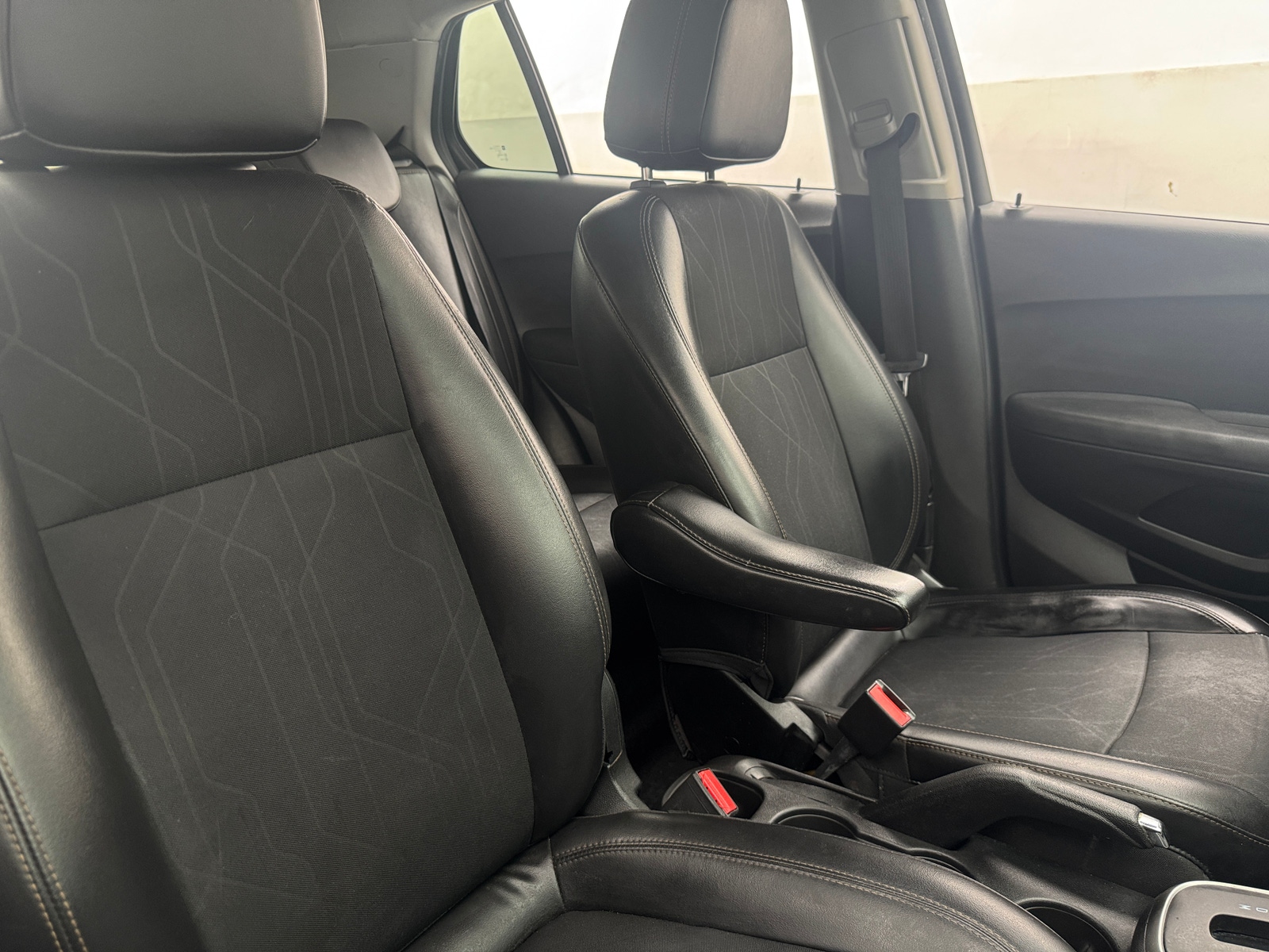 Thumbnail: 2019 Chevrolet Trax - 2