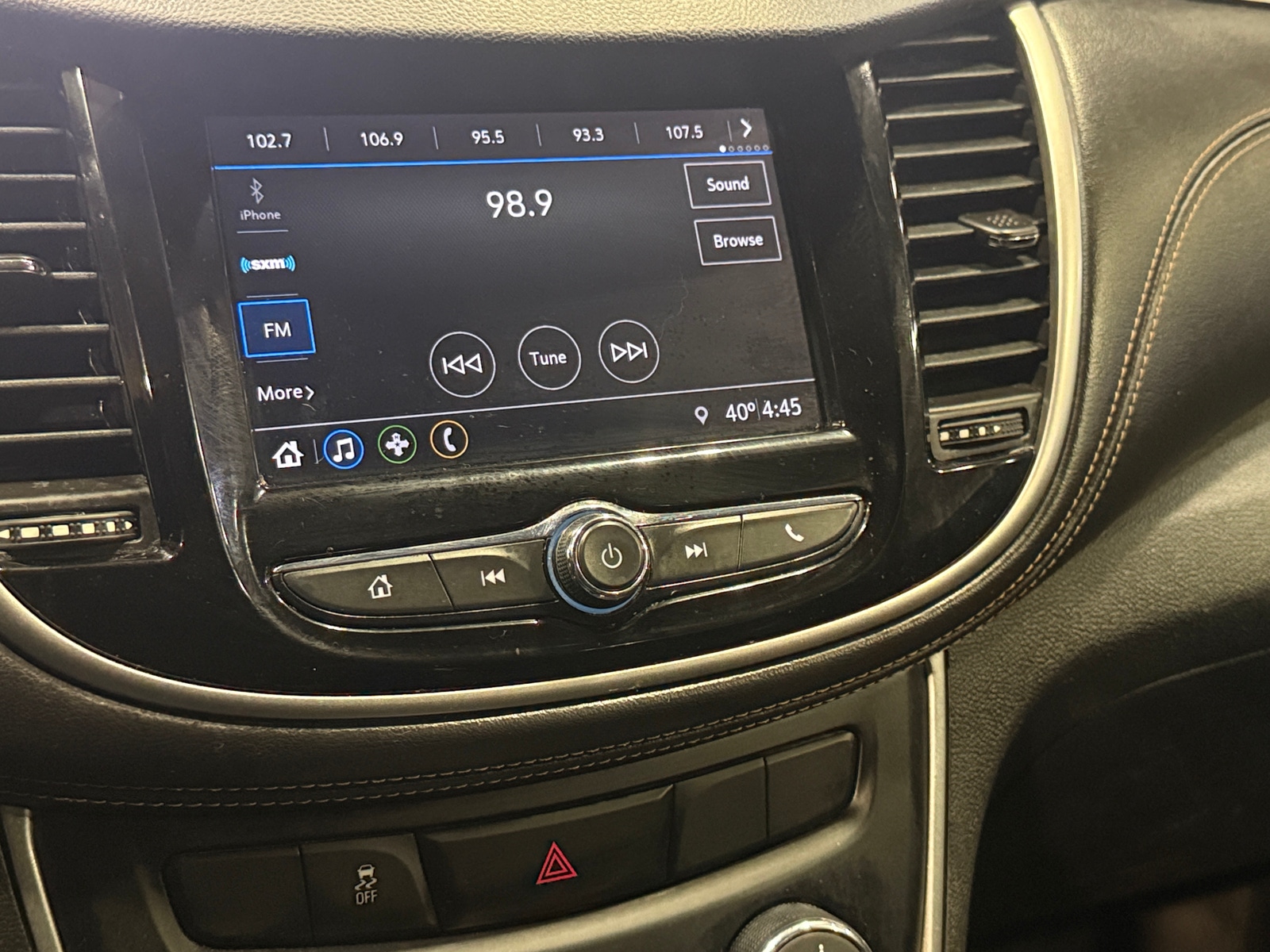 Thumbnail: 2019 Chevrolet Trax - 4