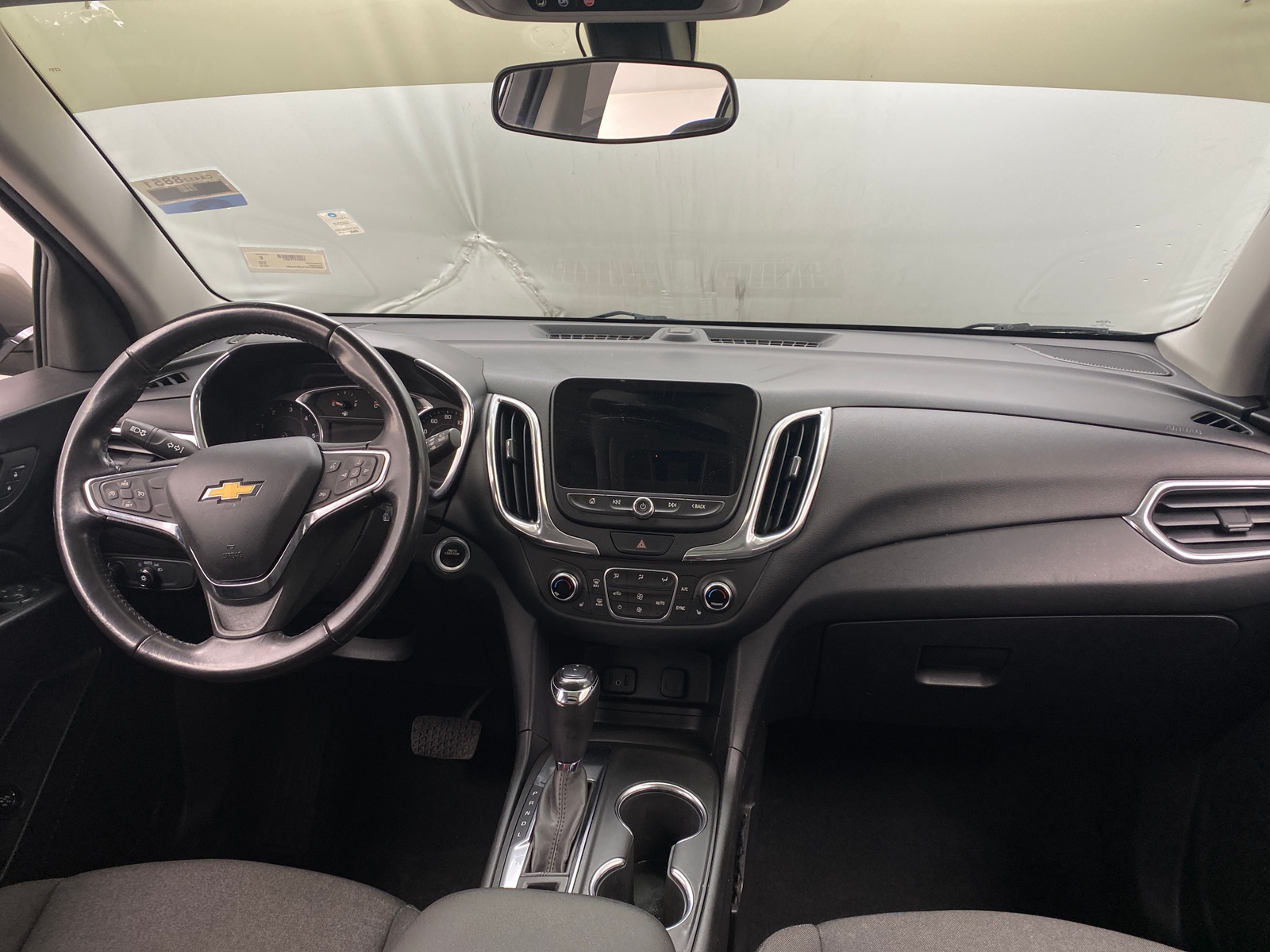 Thumbnail: 2018 Chevrolet Equinox - 3