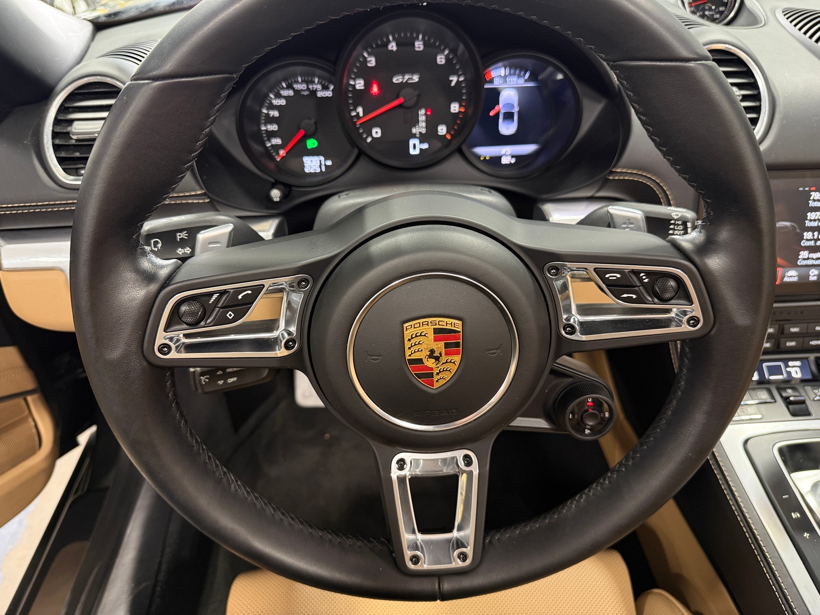 Thumbnail: 2021 Porsche 718 Boxster - 4