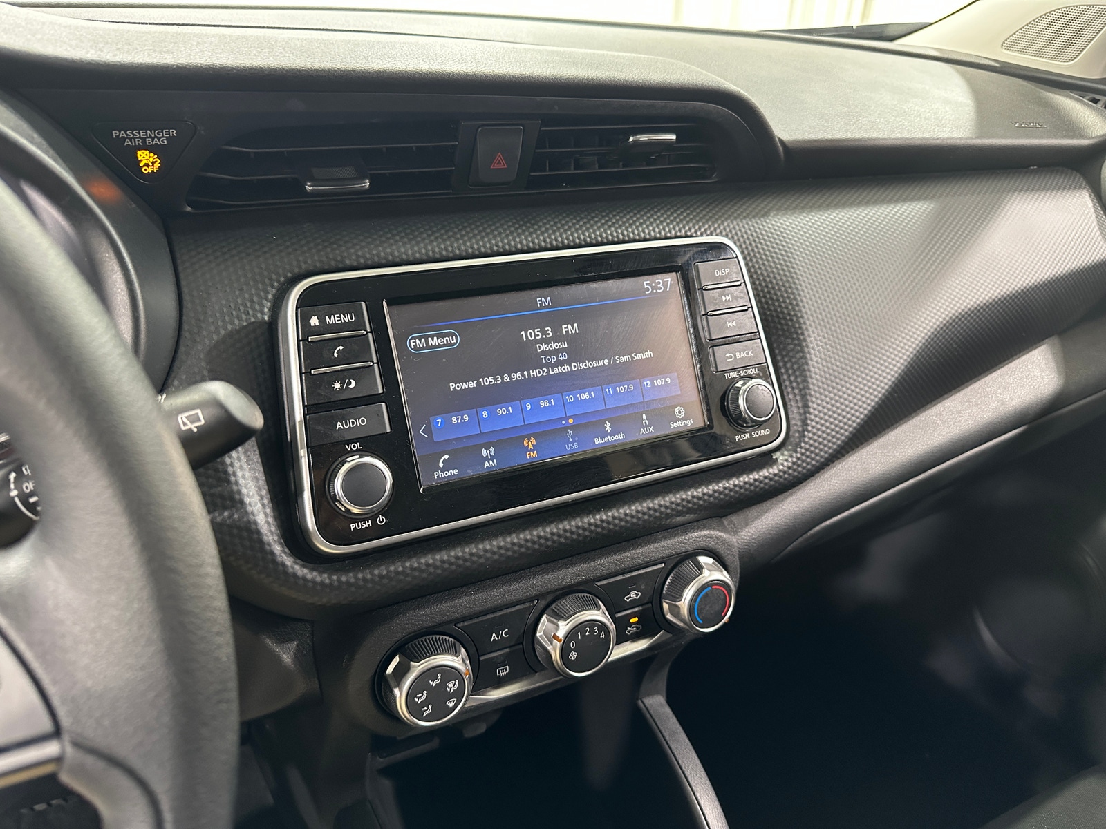 Thumbnail: 2025 Nissan Kicks - 4