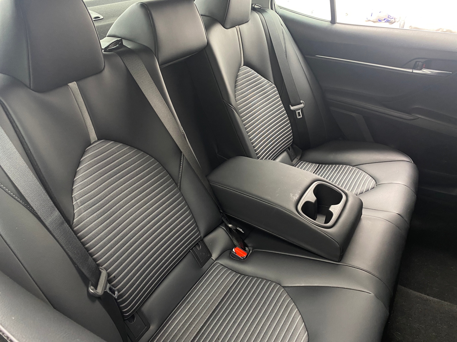 Thumbnail: 2021 Toyota Camry - 5