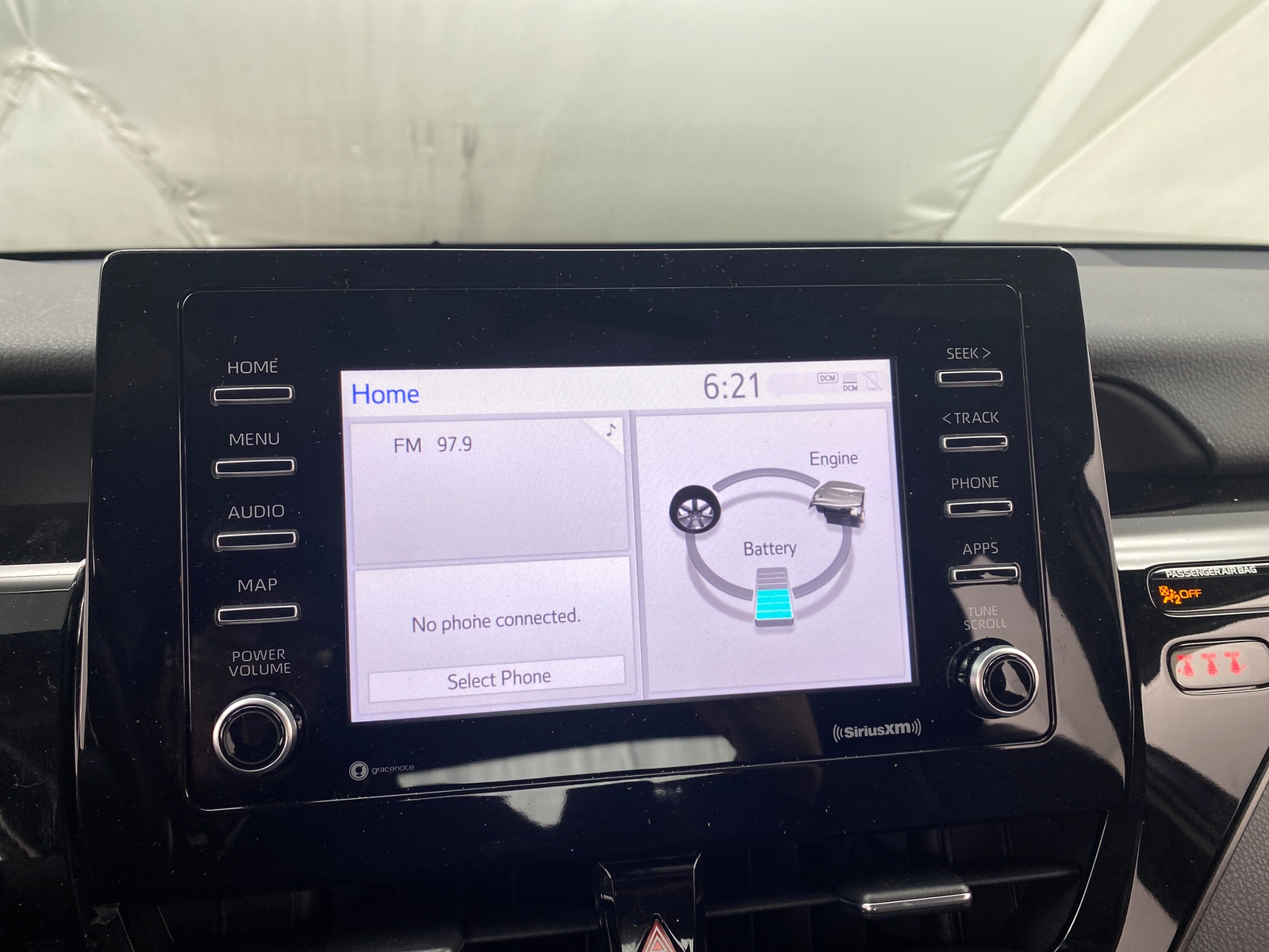 Thumbnail: 2021 Toyota Camry - 3