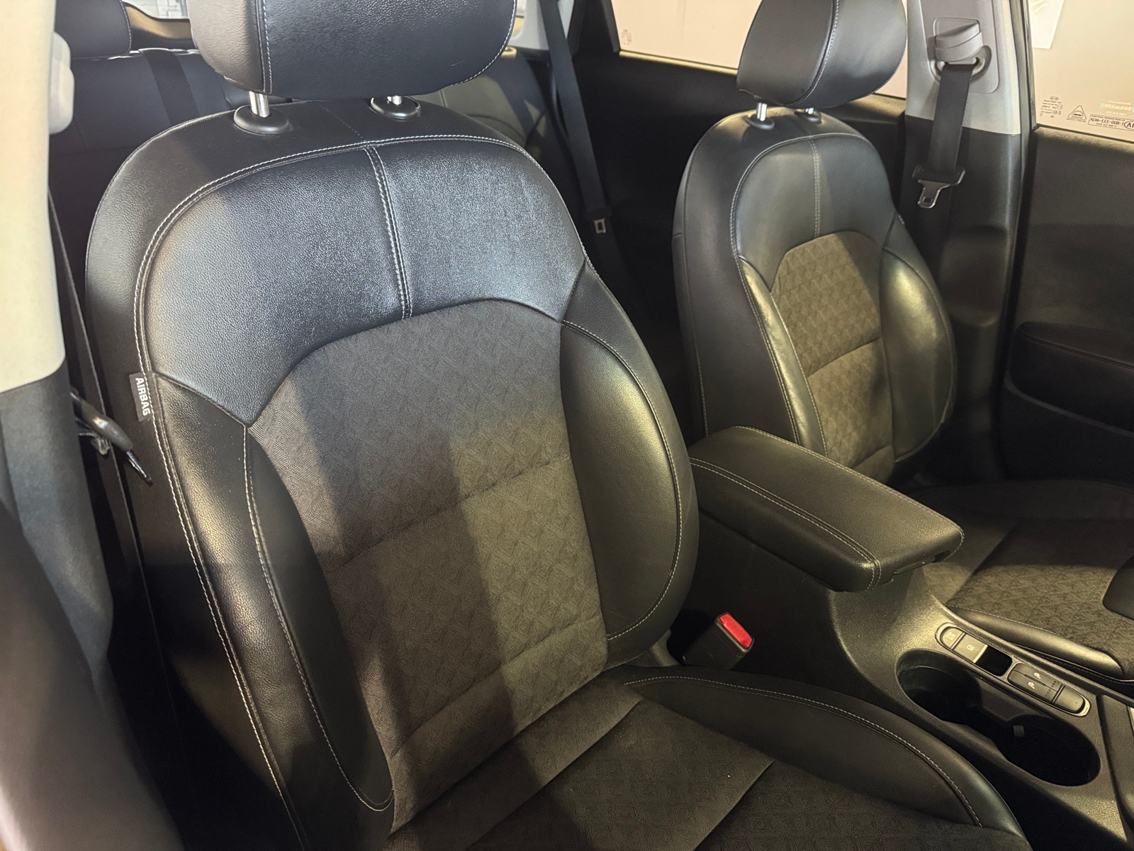 Thumbnail: 2020 Kia Niro - 2