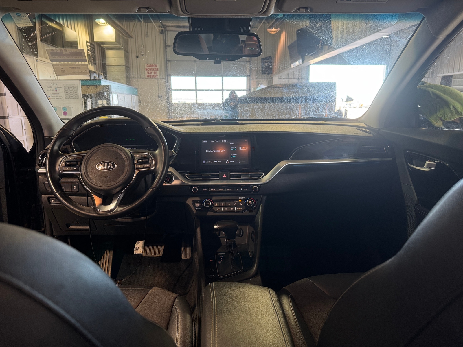 Thumbnail: 2020 Kia Niro - 3