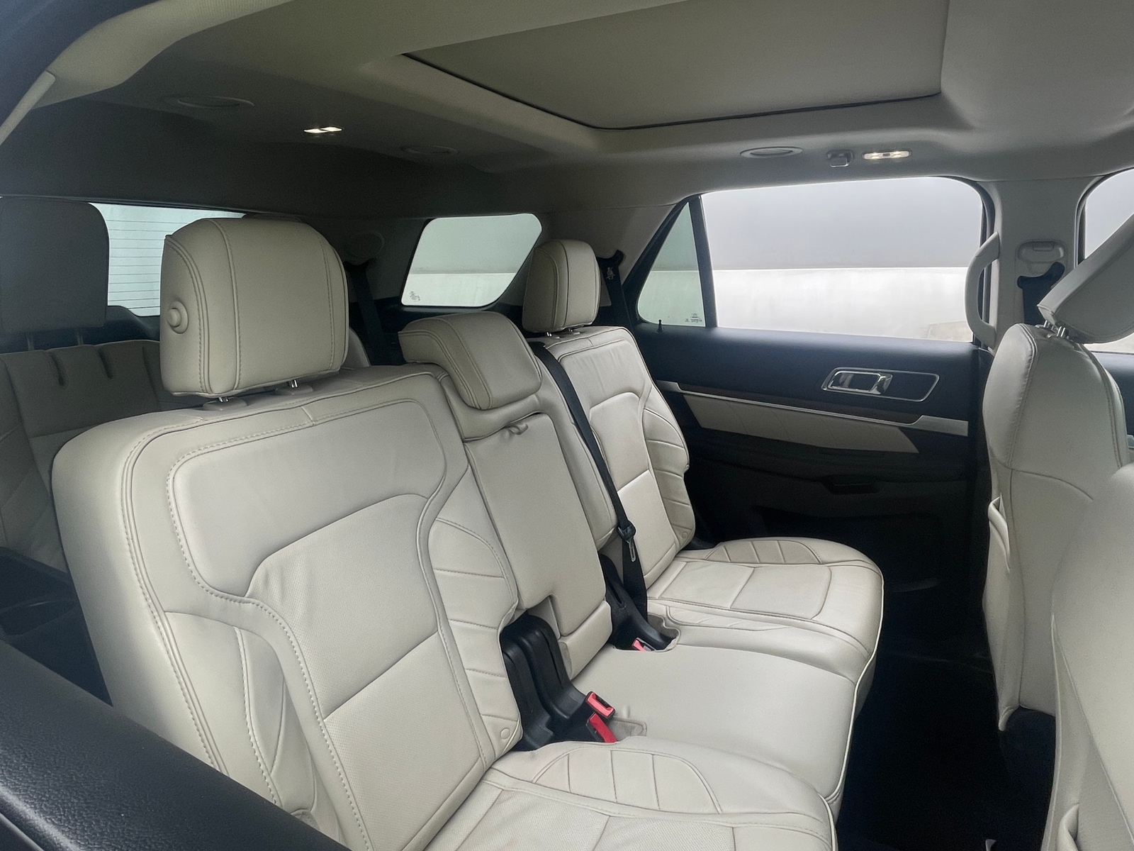 Thumbnail: 2019 Ford Explorer - 5