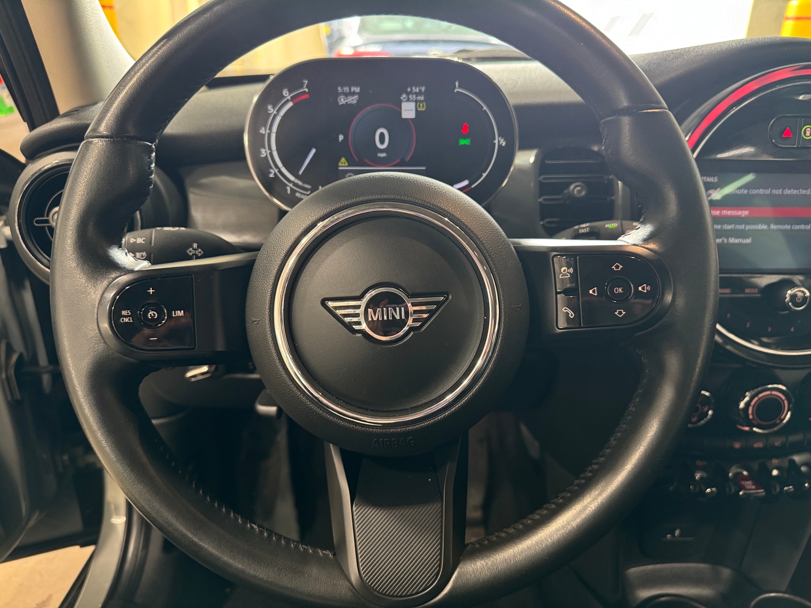 Thumbnail: 2022 MINI Cooper Hardtop - 4