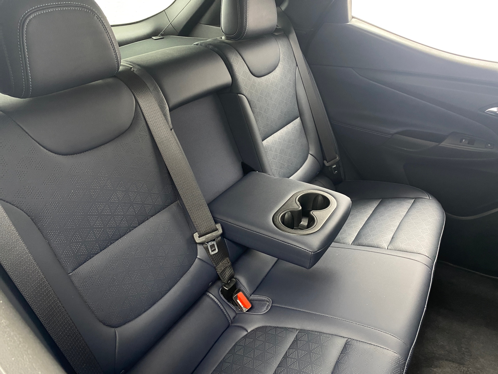 Thumbnail: 2023 Chevrolet Bolt EUV - 5