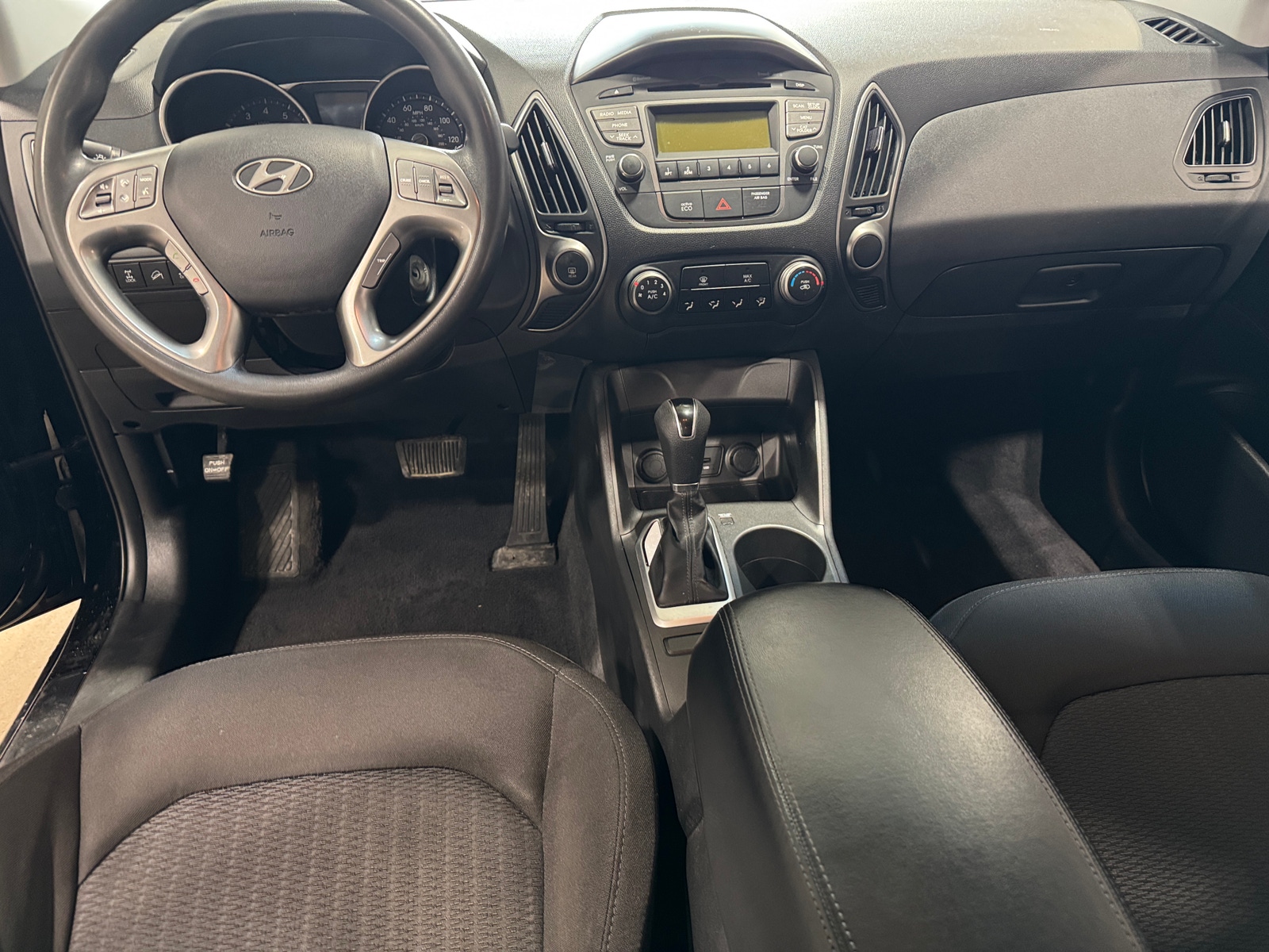 Thumbnail: 2014 Hyundai Tucson - 3