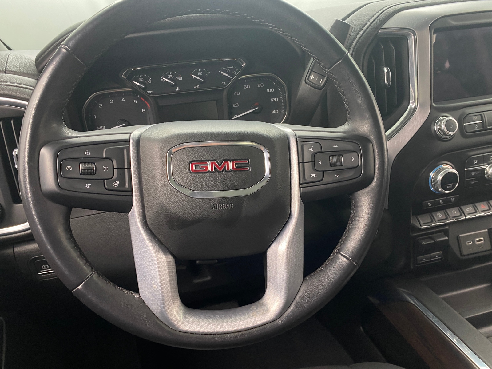 Thumbnail: 2022 GMC Sierra 1500 - 4