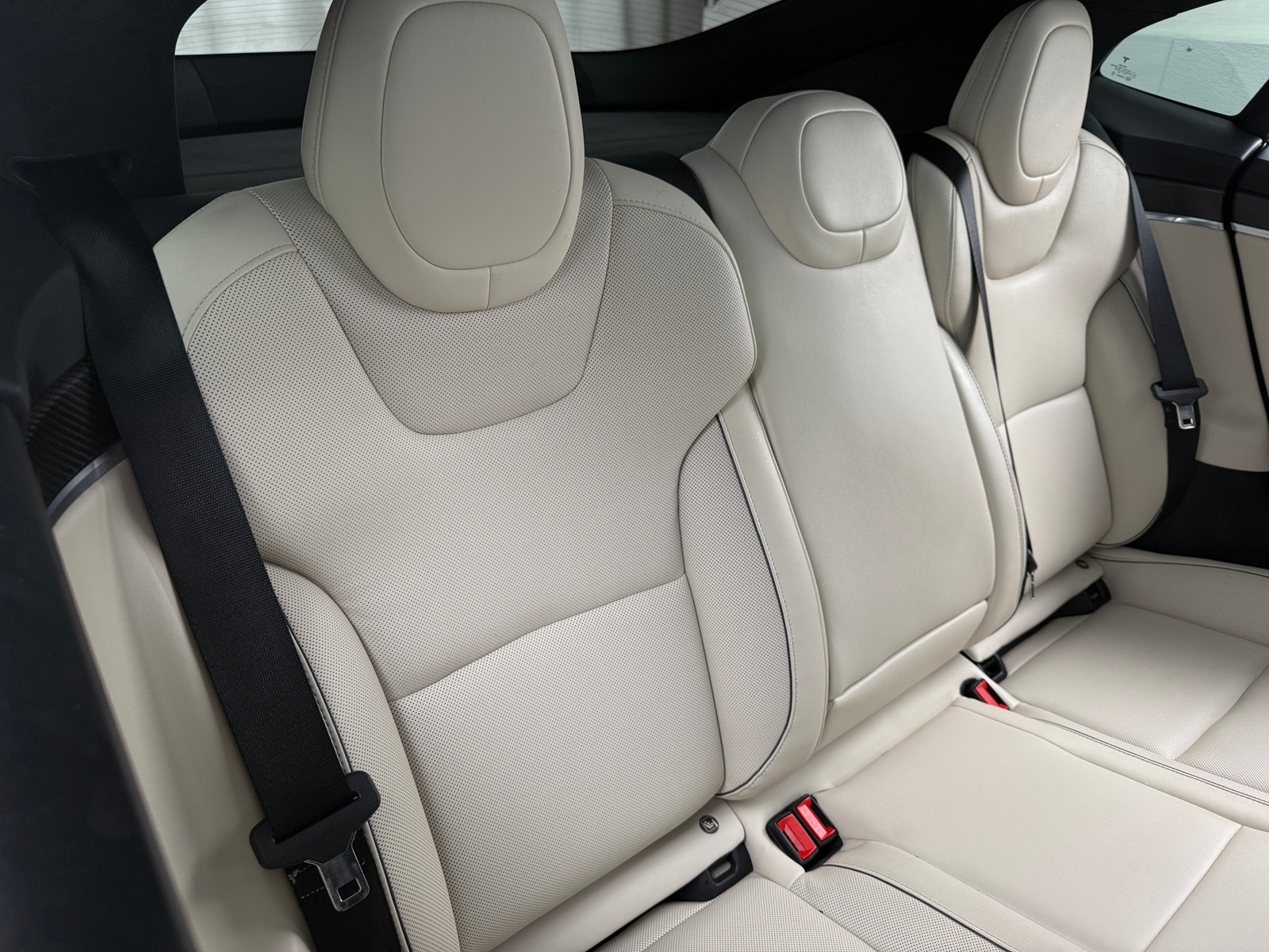 Thumbnail: 2023 Tesla Model S - 5