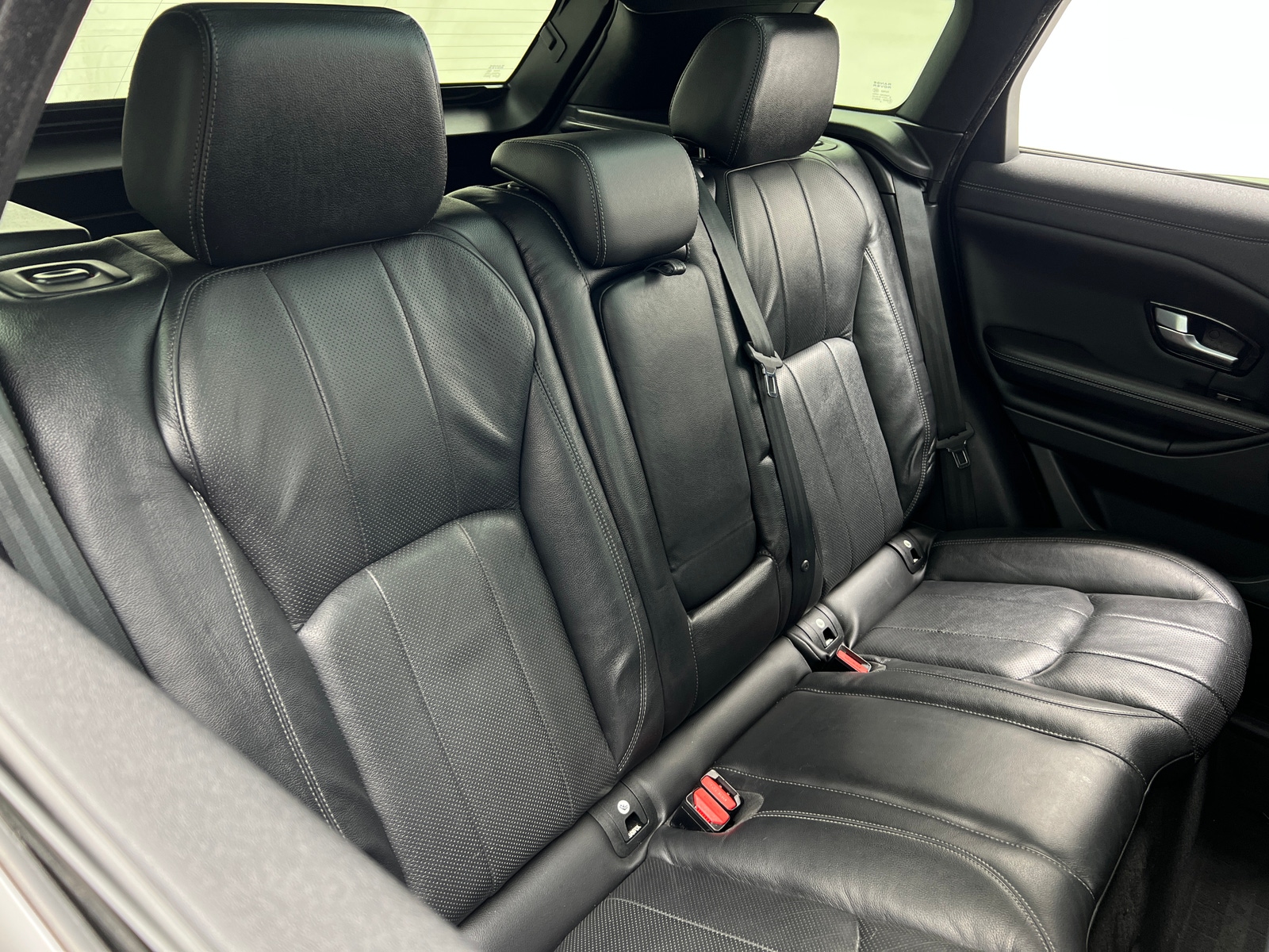 Thumbnail: 2016 Land Rover Range Rover Evoque - 5