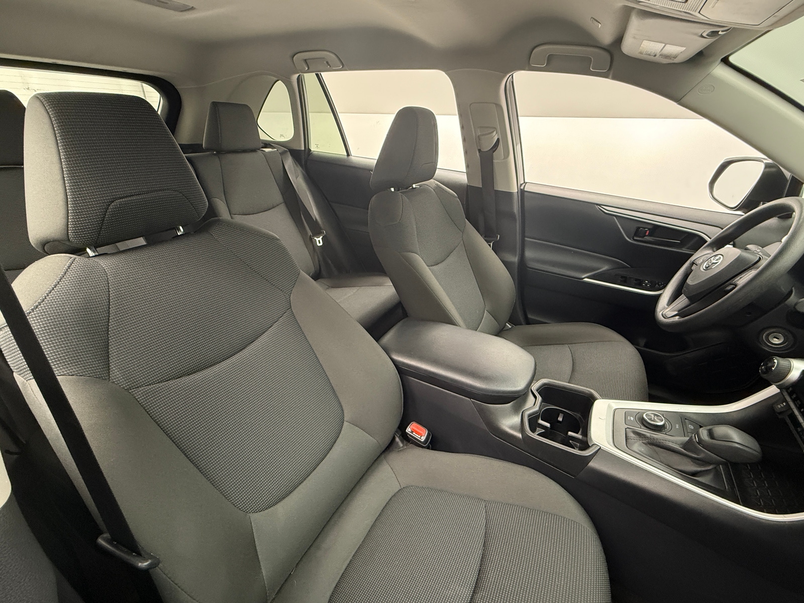 Thumbnail: 2025 Toyota RAV4 - 2