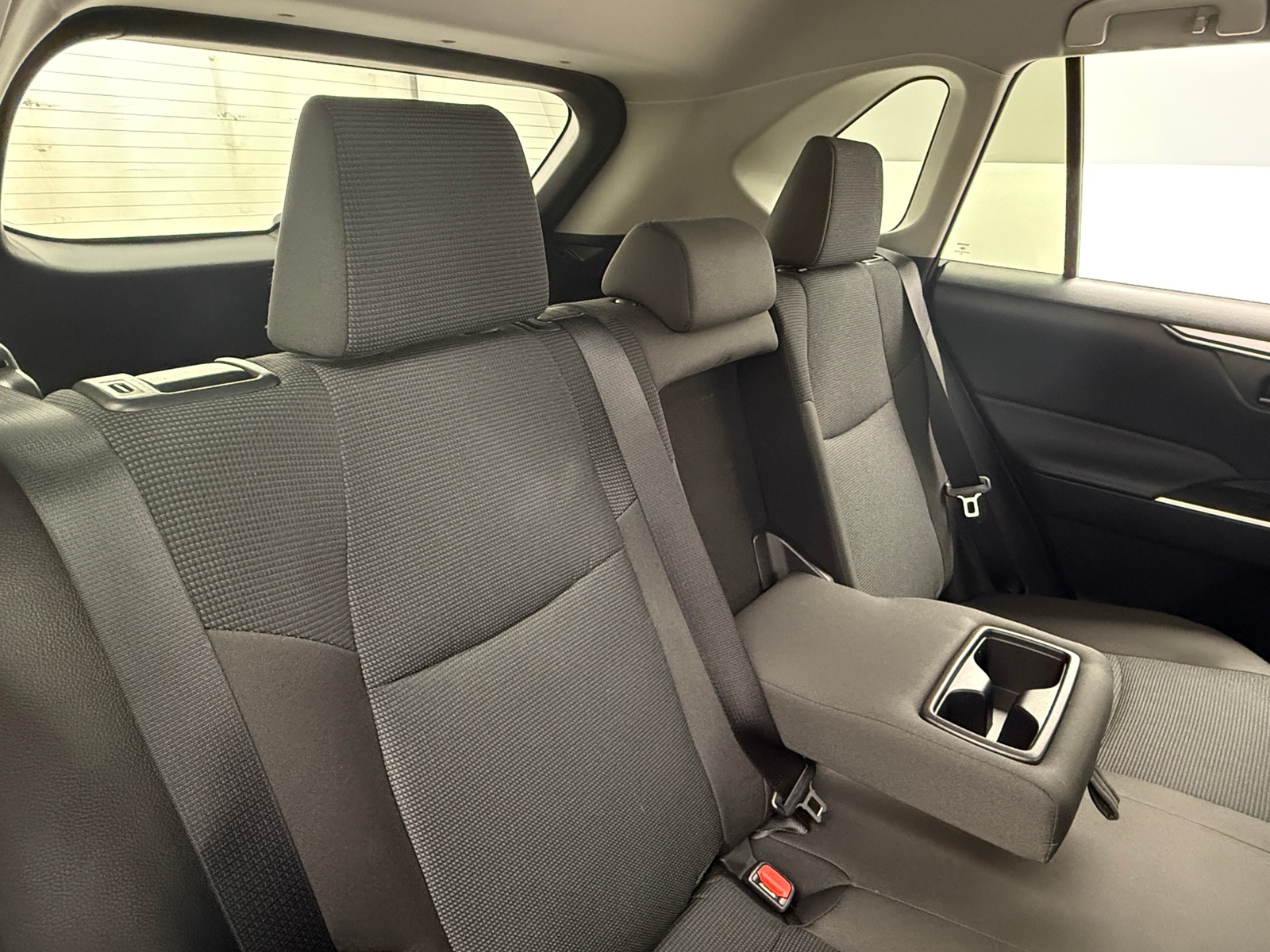 Thumbnail: 2025 Toyota RAV4 - 6