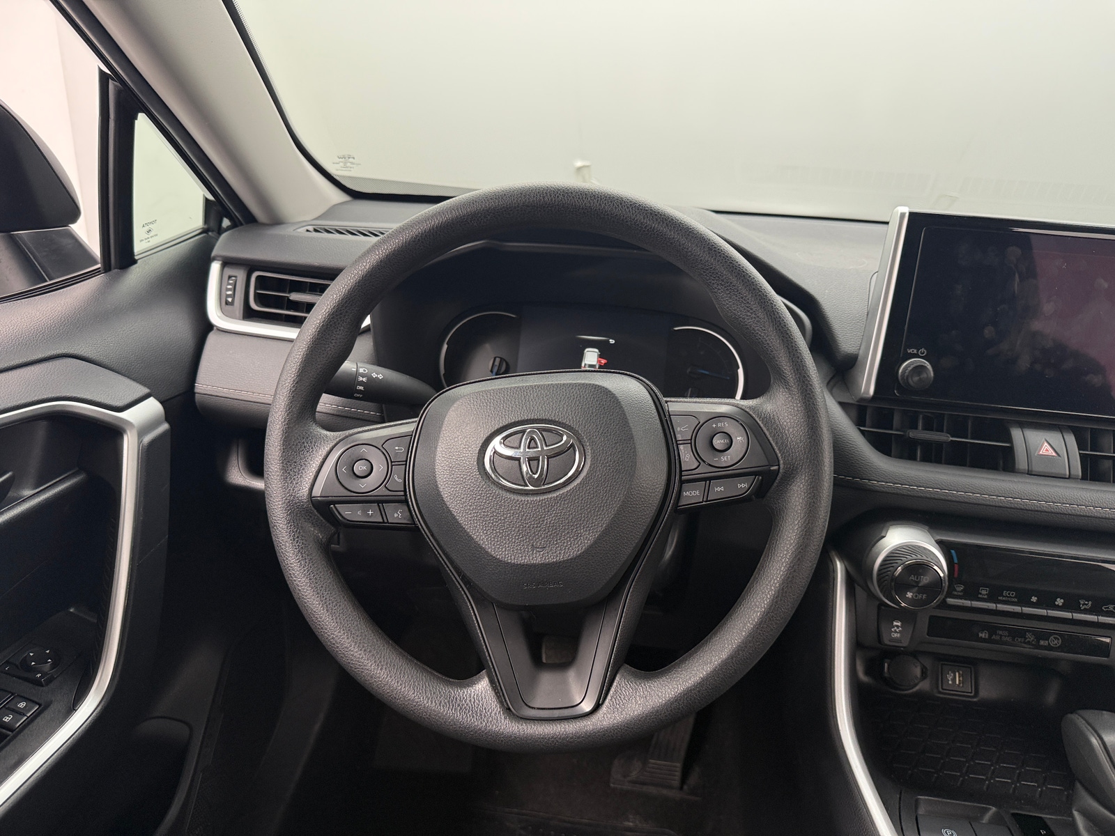 Thumbnail: 2025 Toyota RAV4 - 5