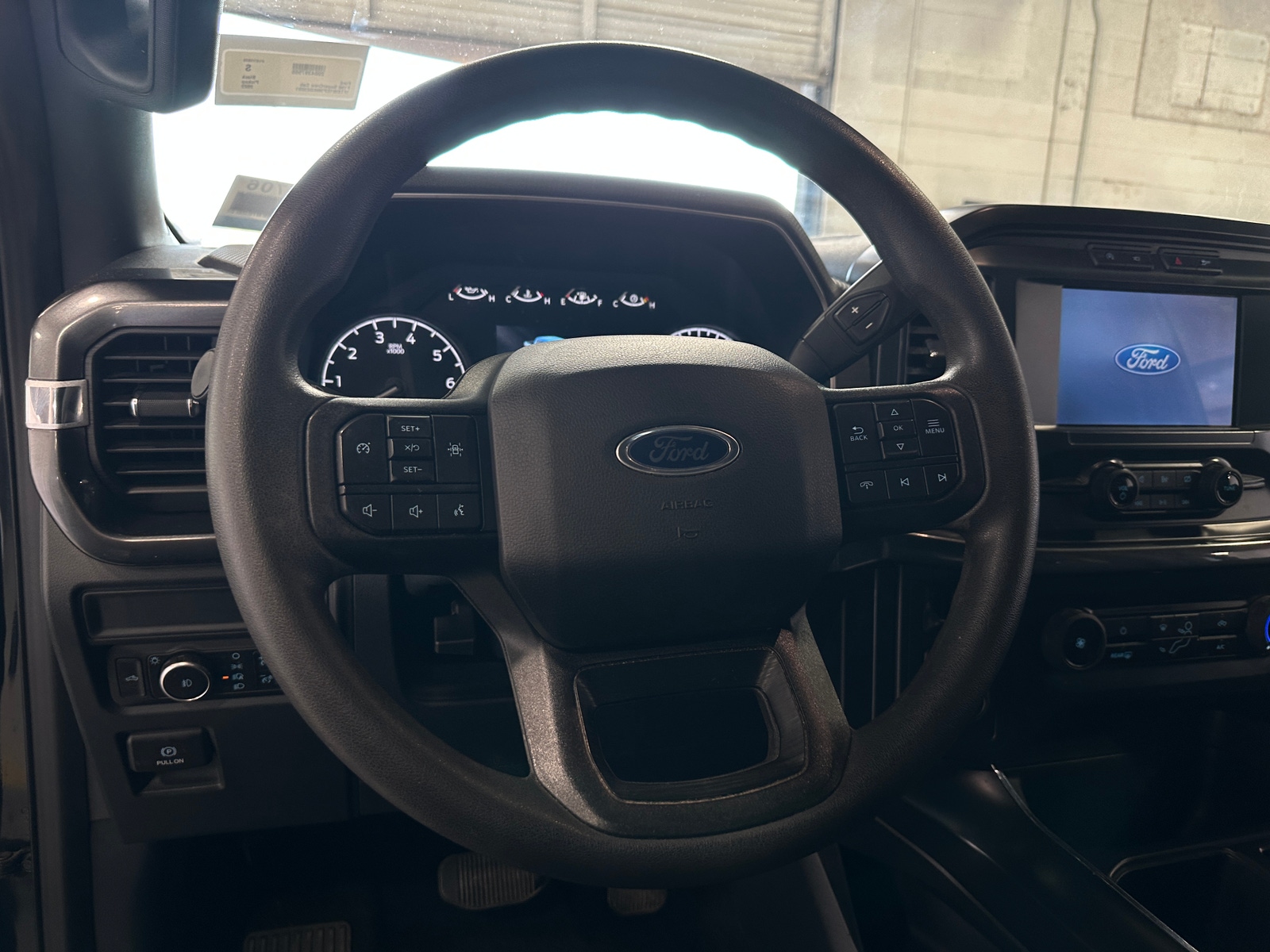 Thumbnail: 2022 Ford Econoline - 5