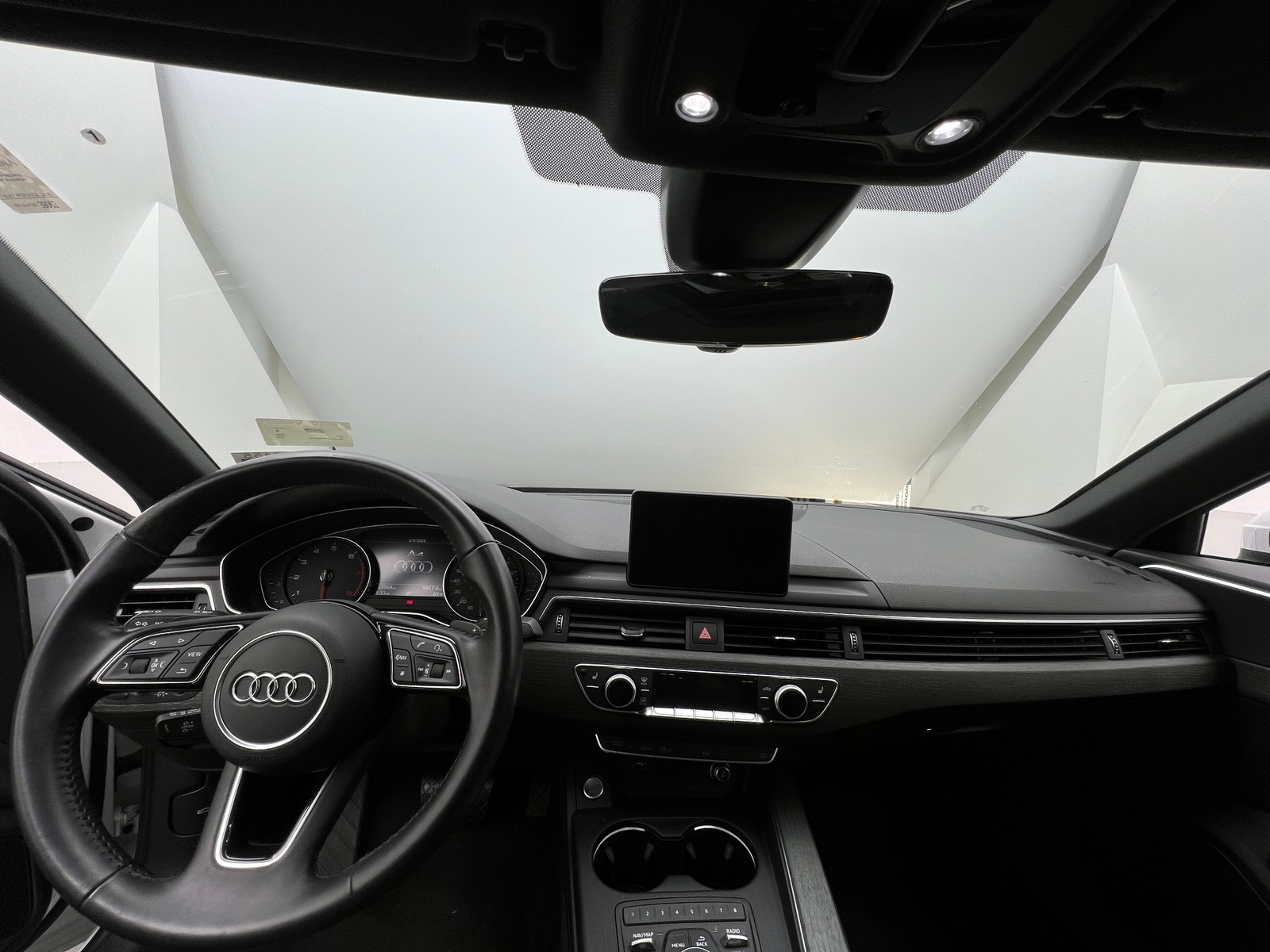 Thumbnail: 2019 Audi A4 - 2